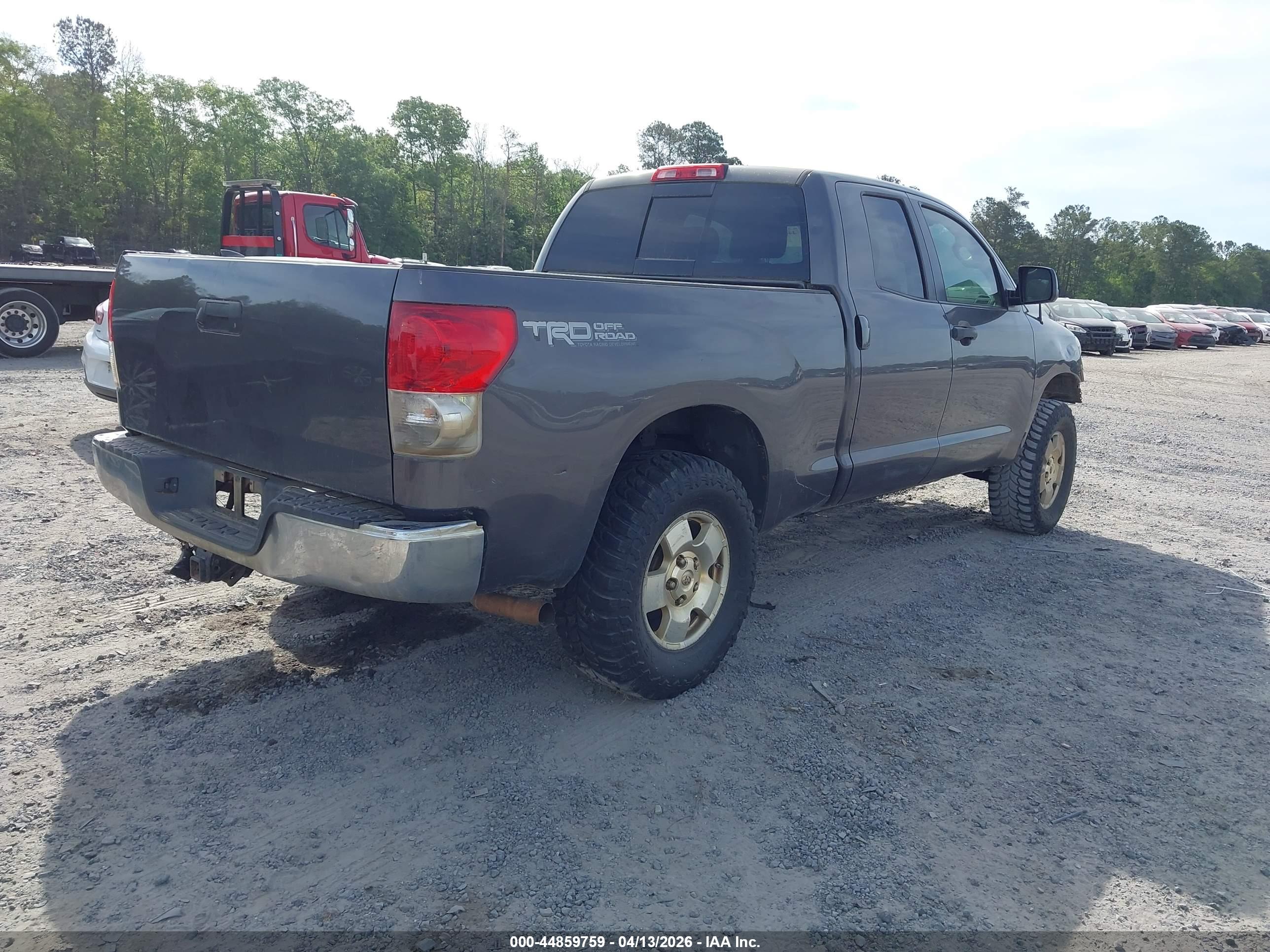 TOYOTA TUNDRA image 4