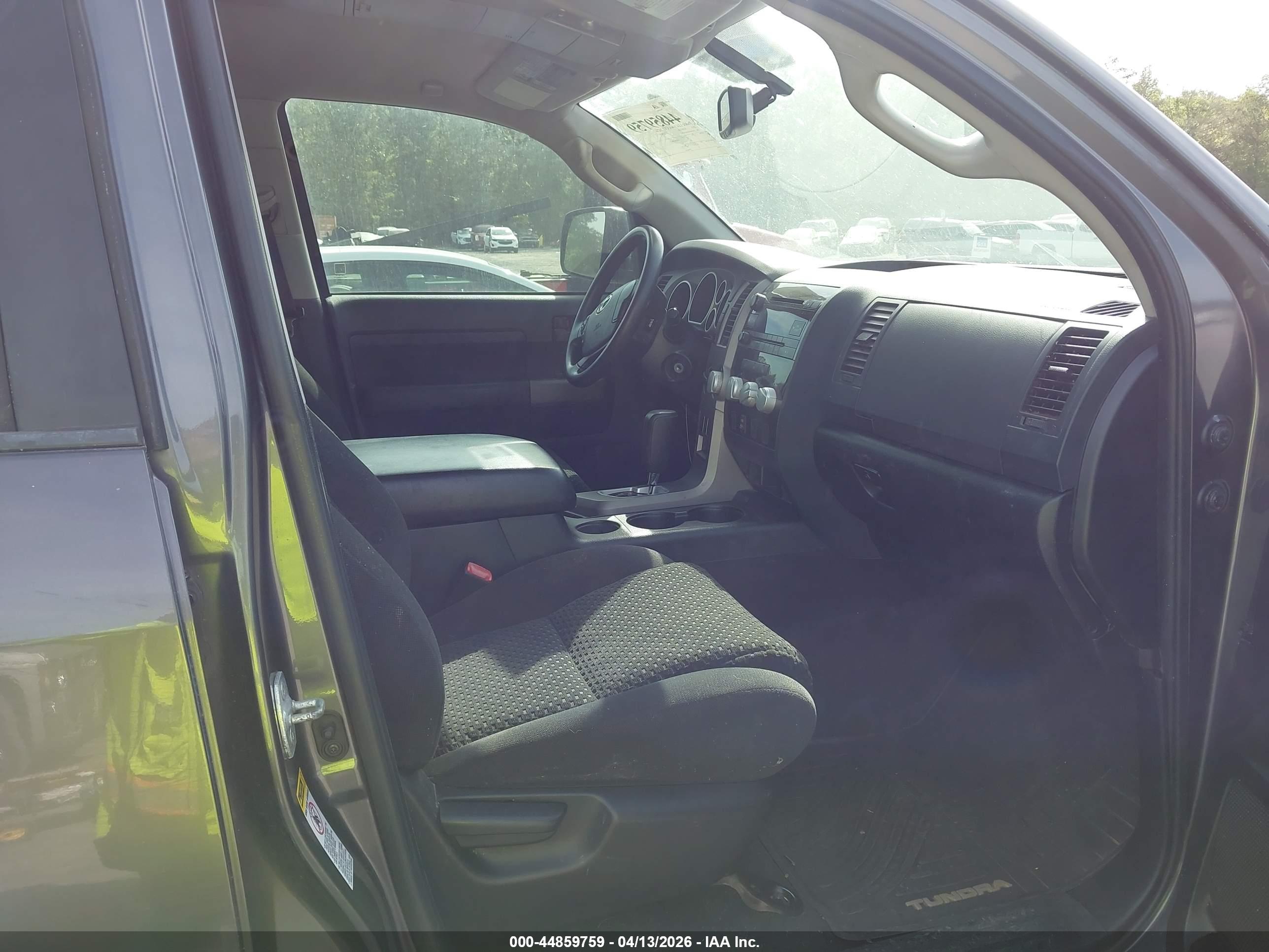 TOYOTA TUNDRA image 5