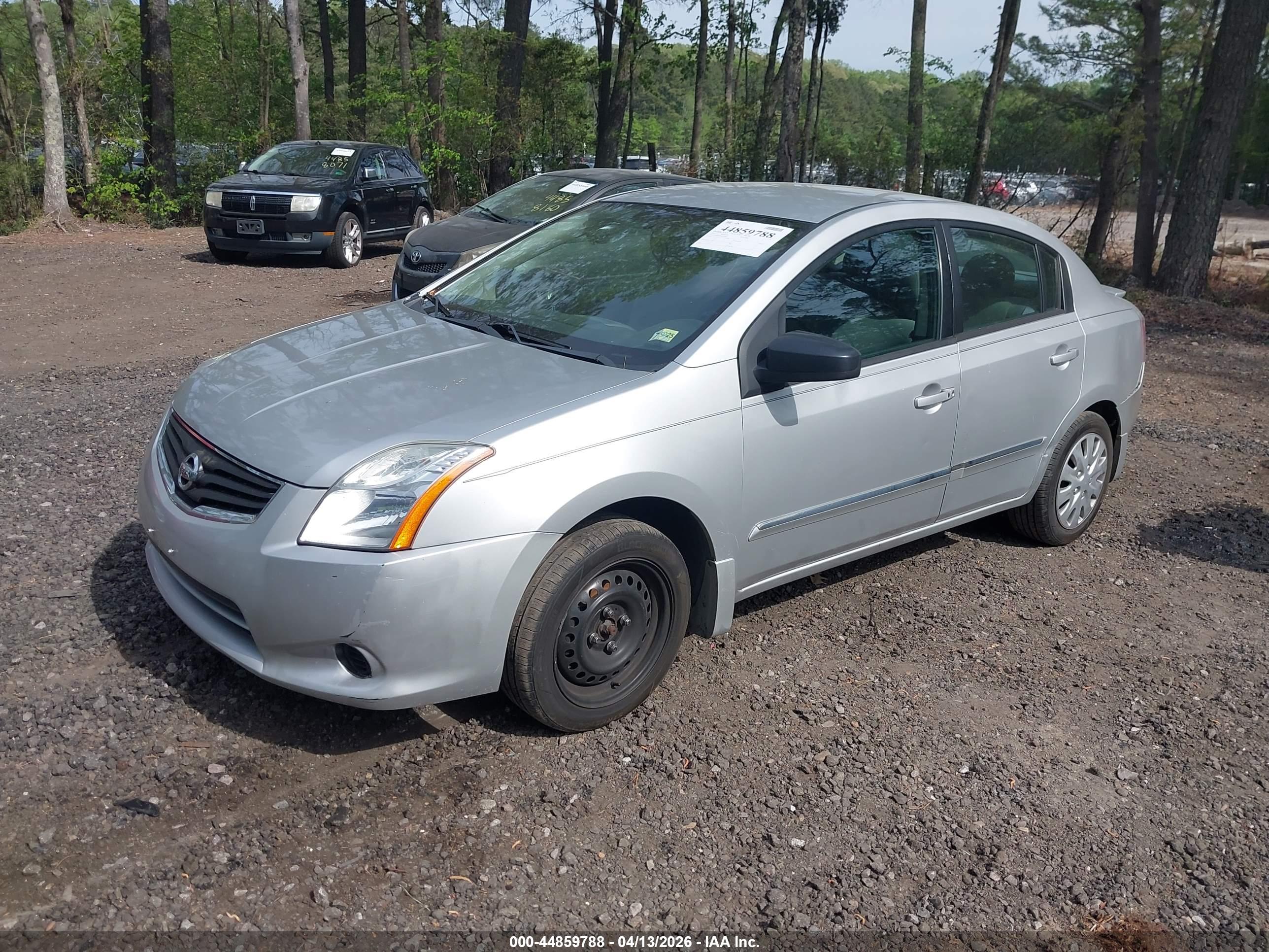 NISSAN SENTRA image 2