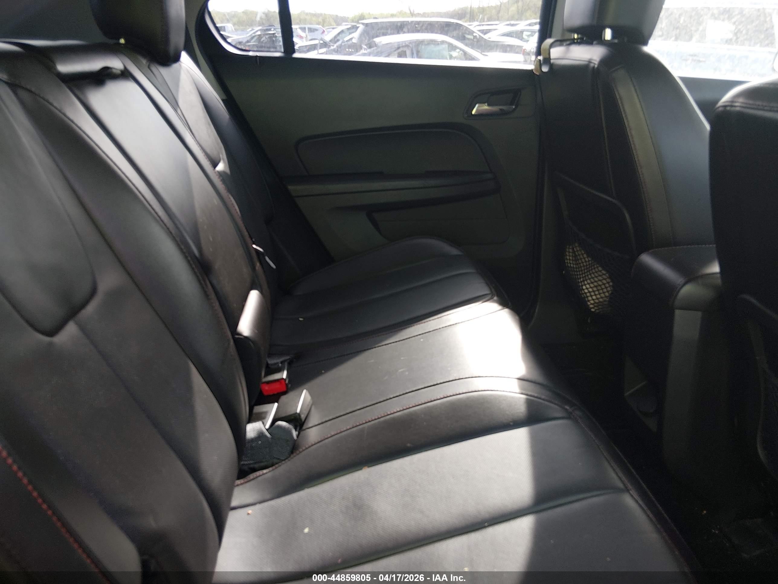 CHEVROLET EQUINOX image 8