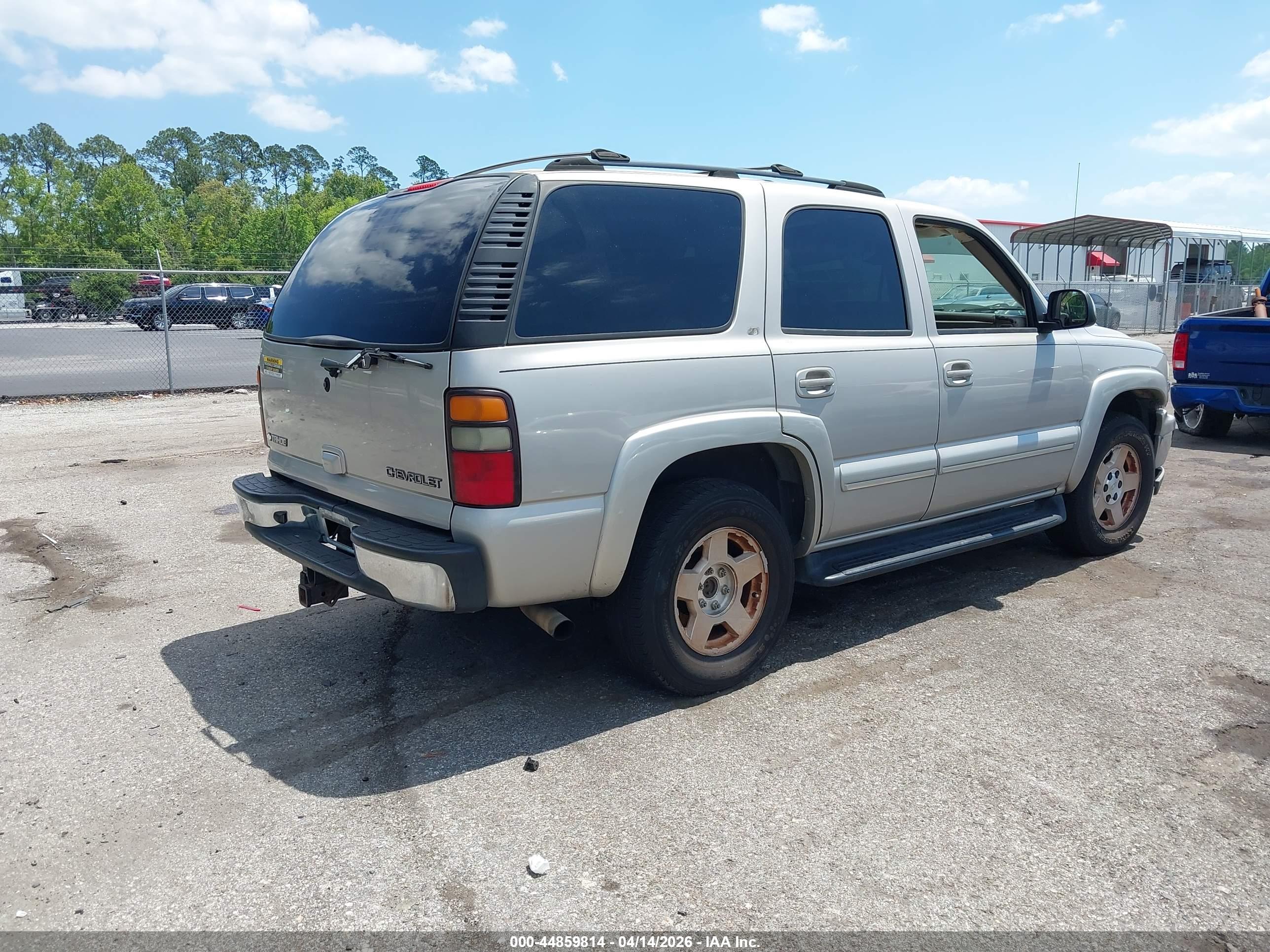 CHEVROLET TAHOE image 4