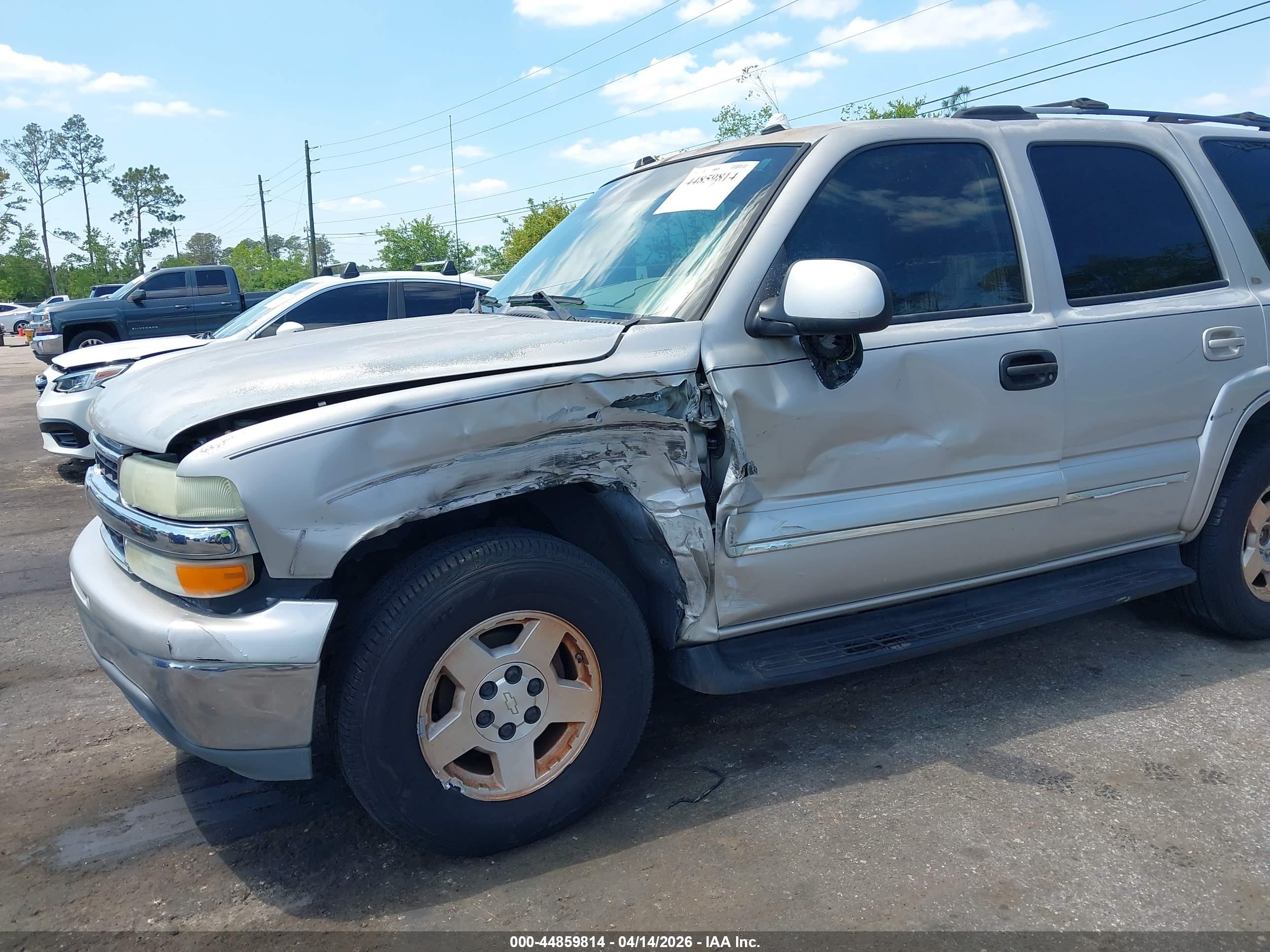CHEVROLET TAHOE image 6