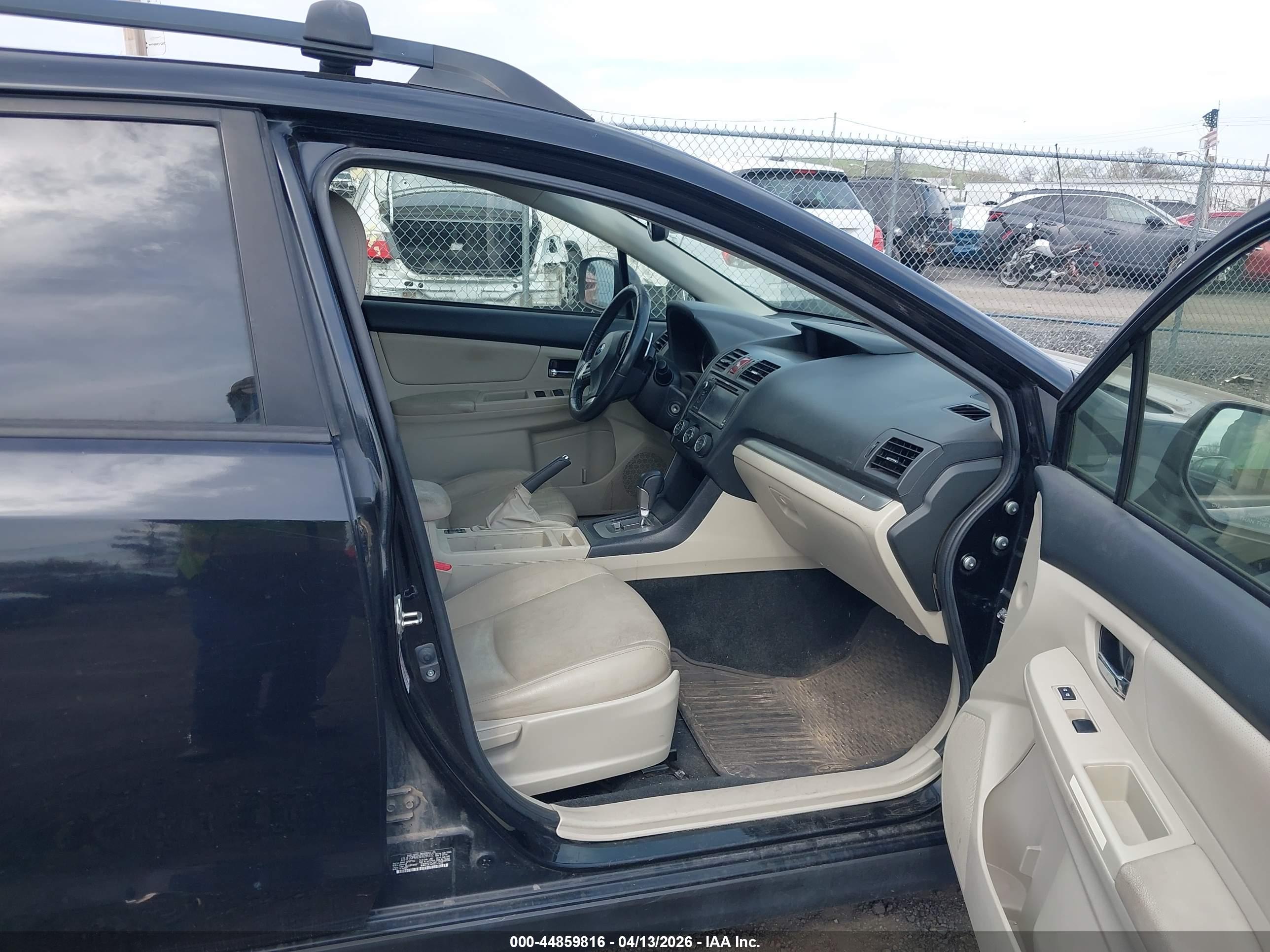 SUBARU XV image 5