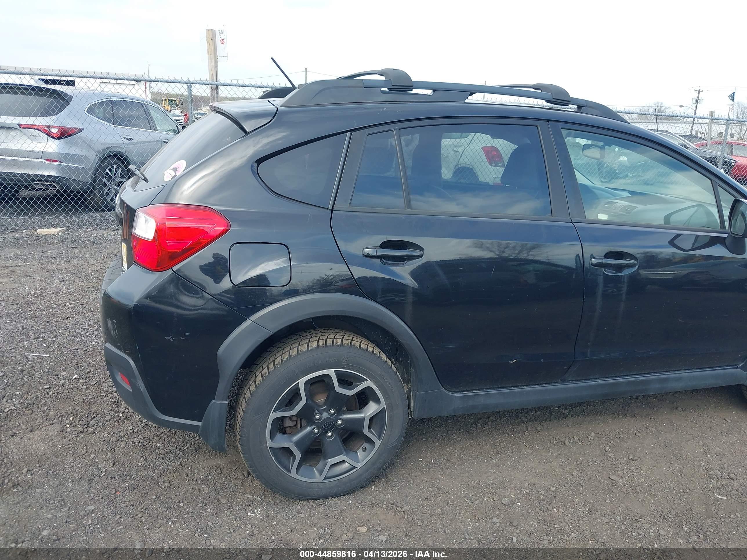 SUBARU XV image 6