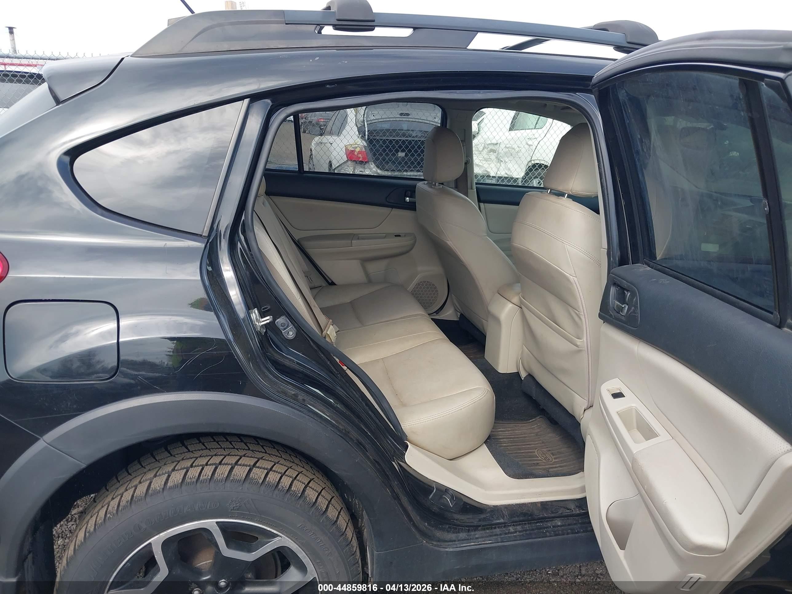 SUBARU XV image 8