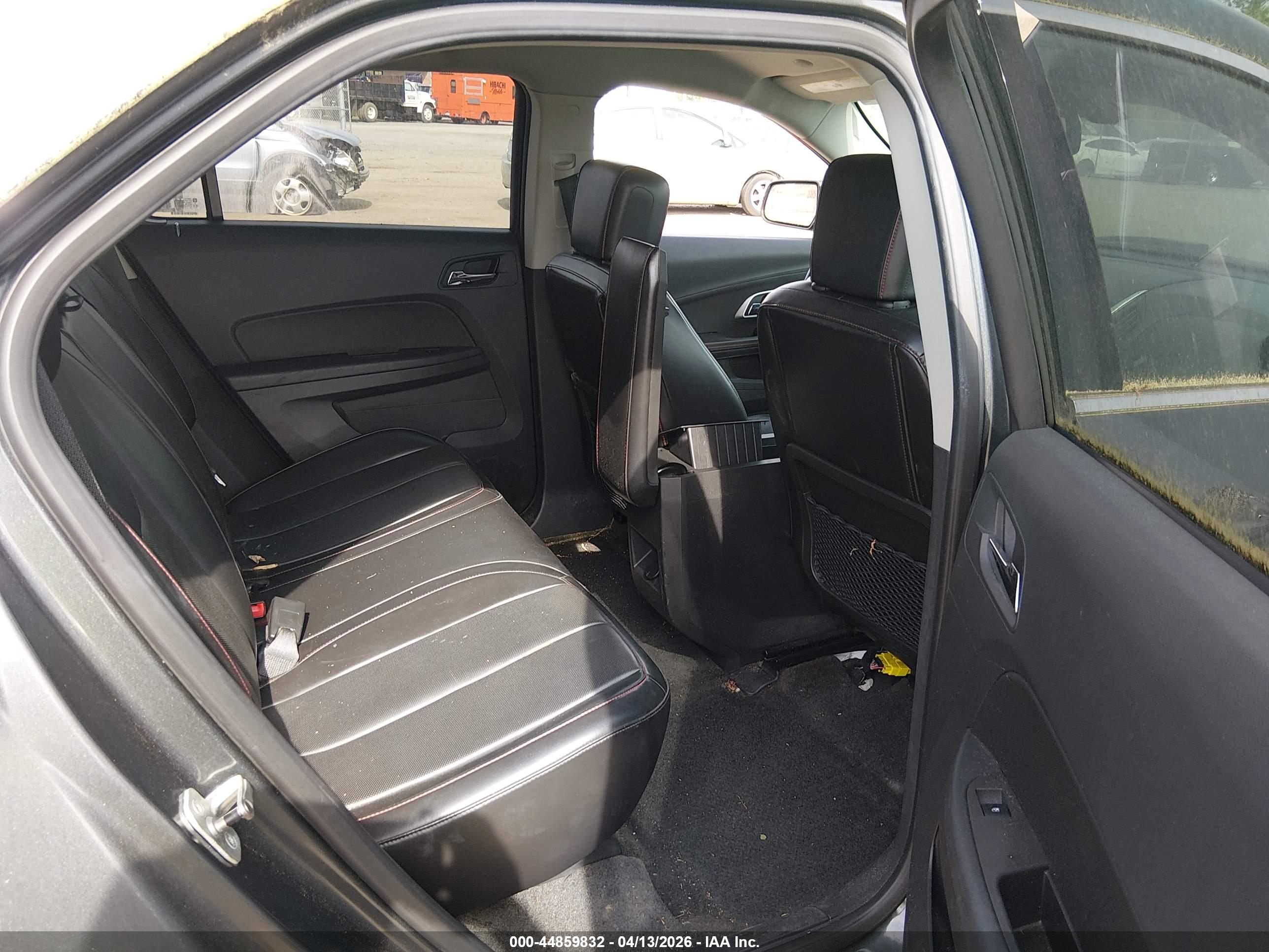 CHEVROLET EQUINOX image 8