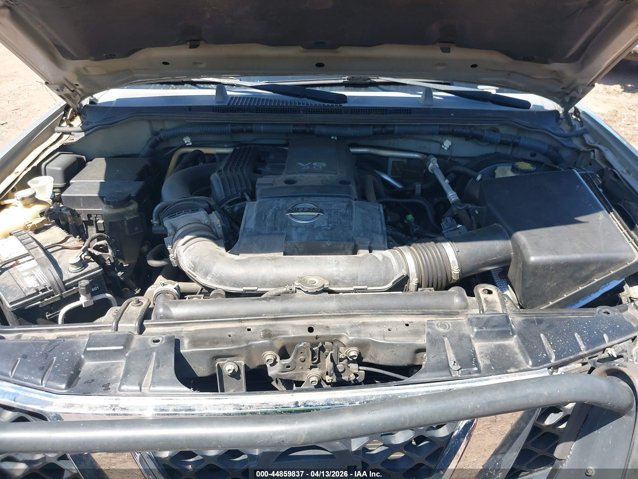 NISSAN FRONTIER image 10