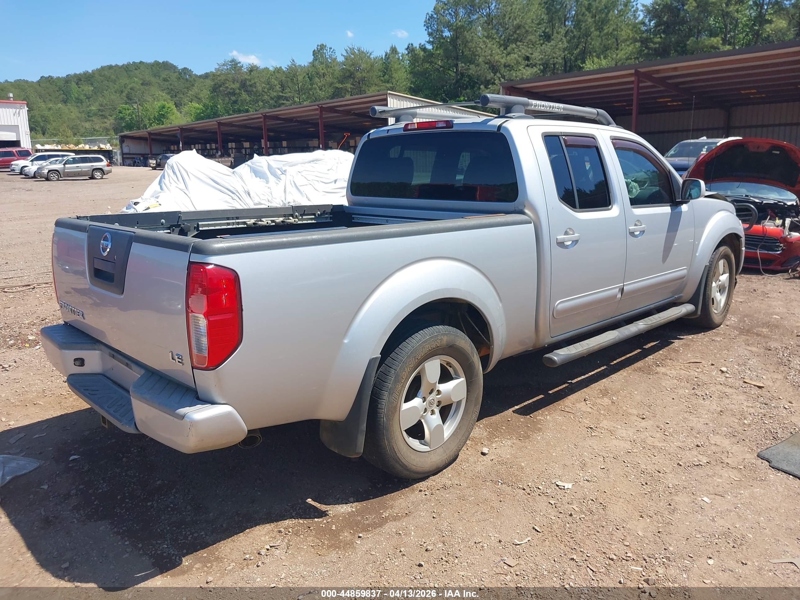 NISSAN FRONTIER image 4