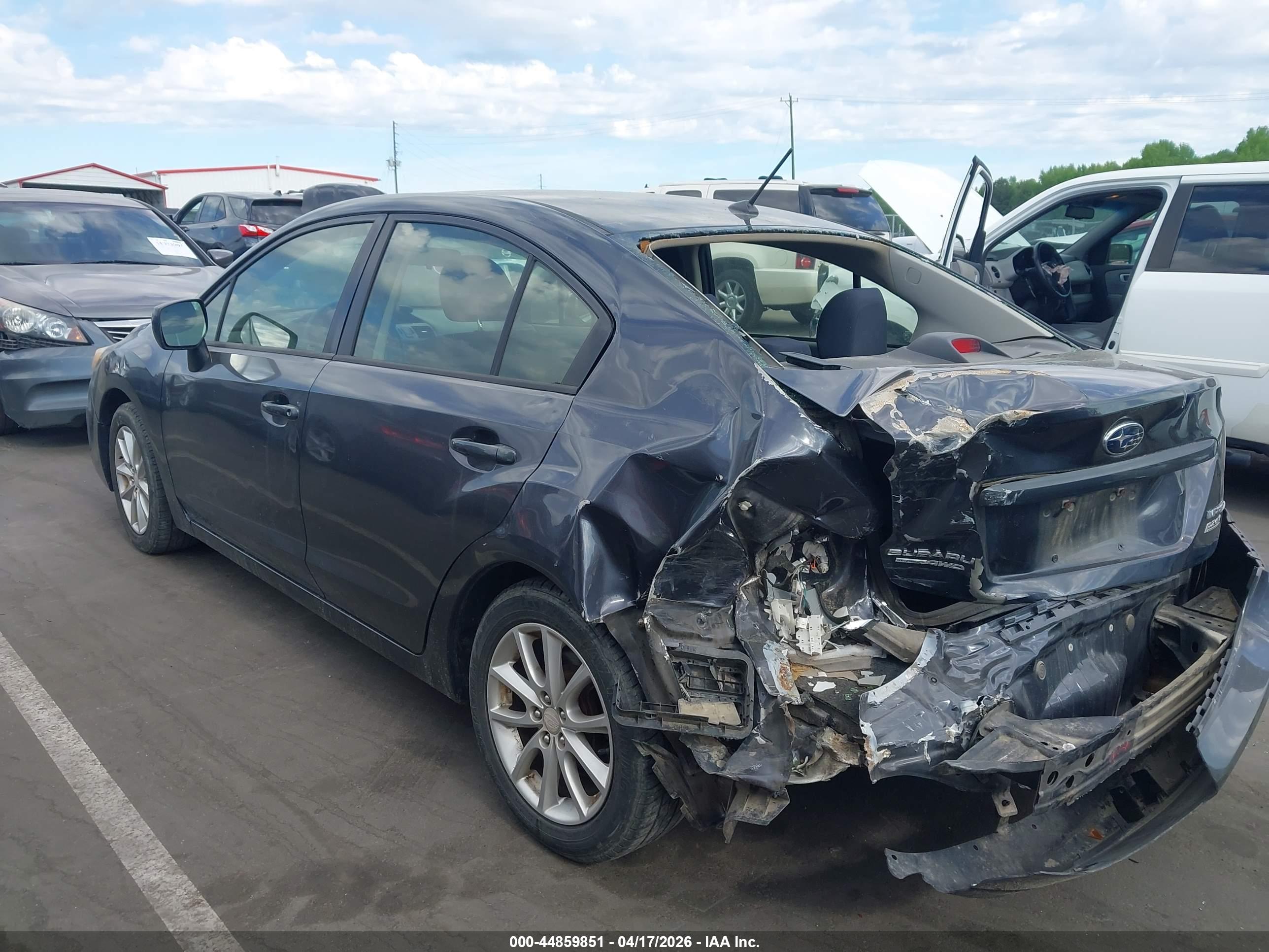 SUBARU IMPREZA image 3