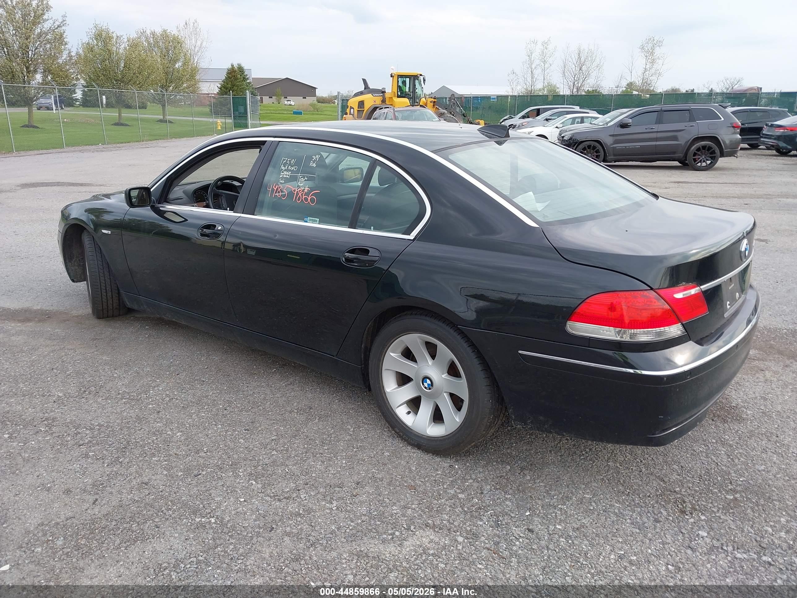 BMW 750LI image 3