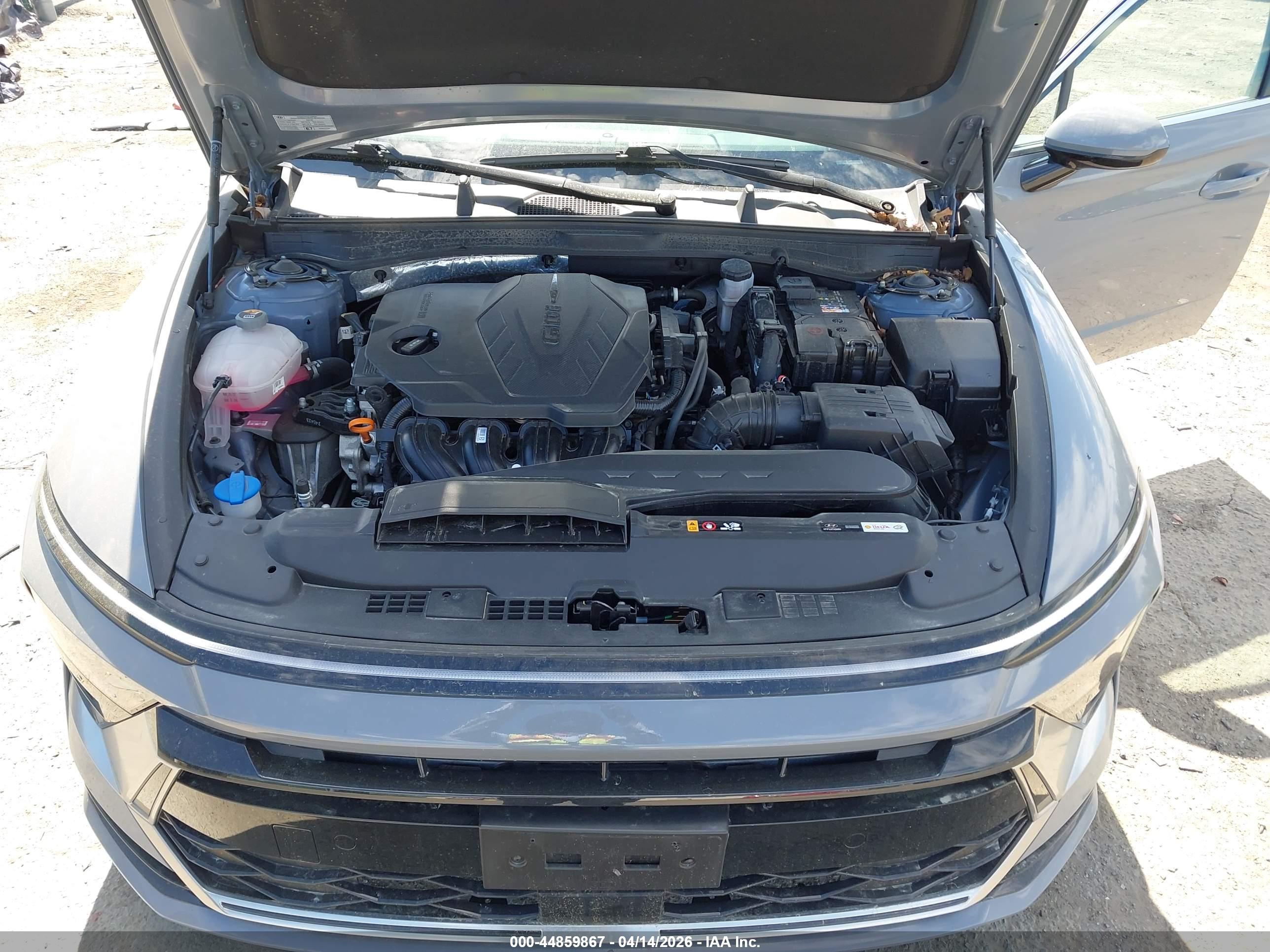 HYUNDAI SONATA image 10