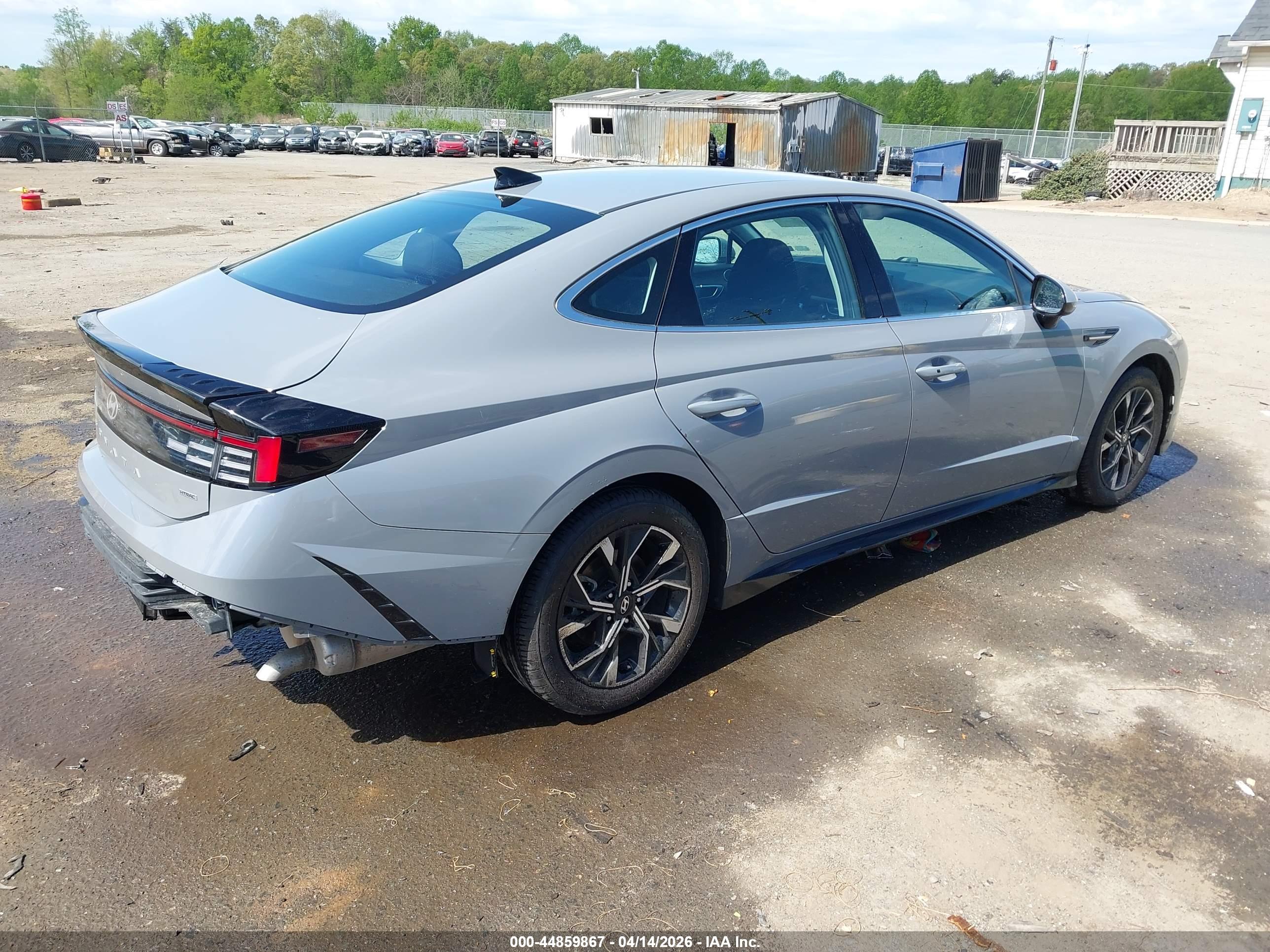 HYUNDAI SONATA image 4