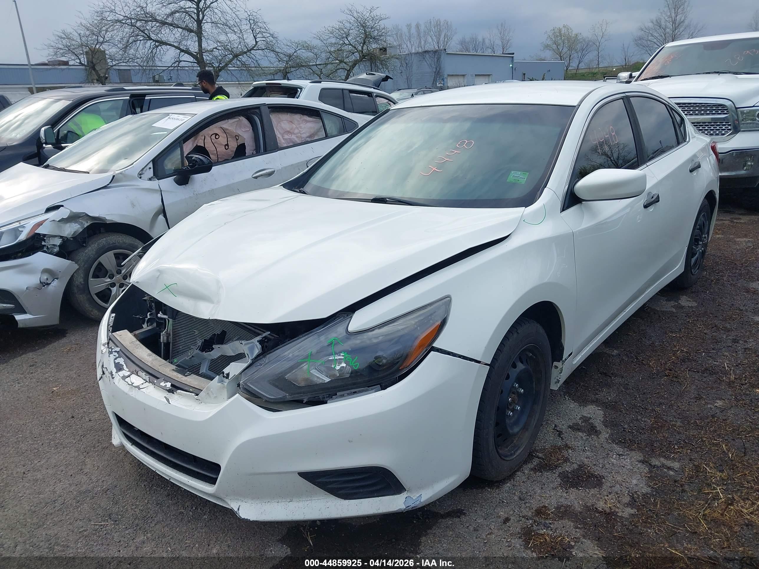 NISSAN ALTIMA image 6