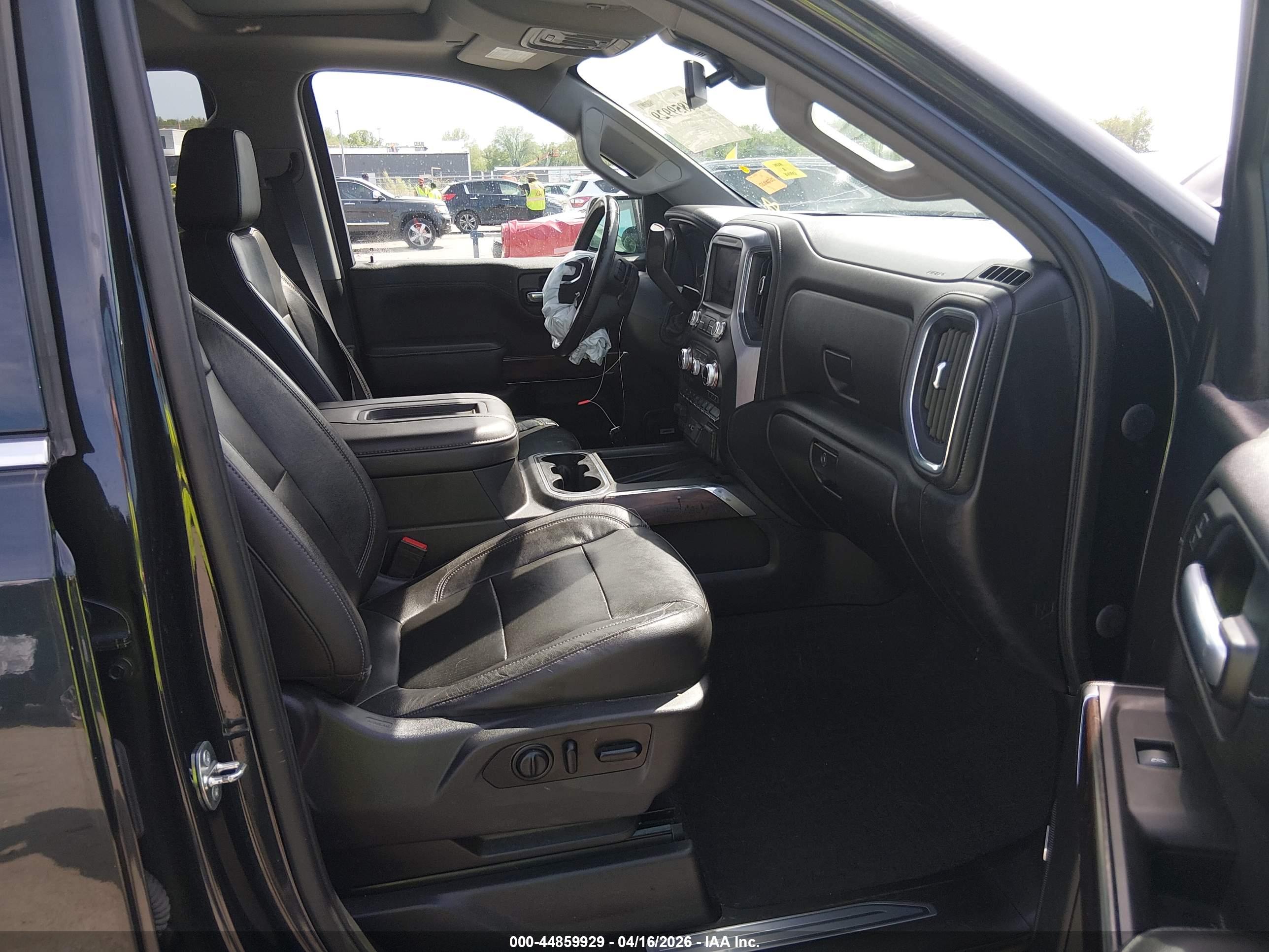 GMC SIERRA image 5
