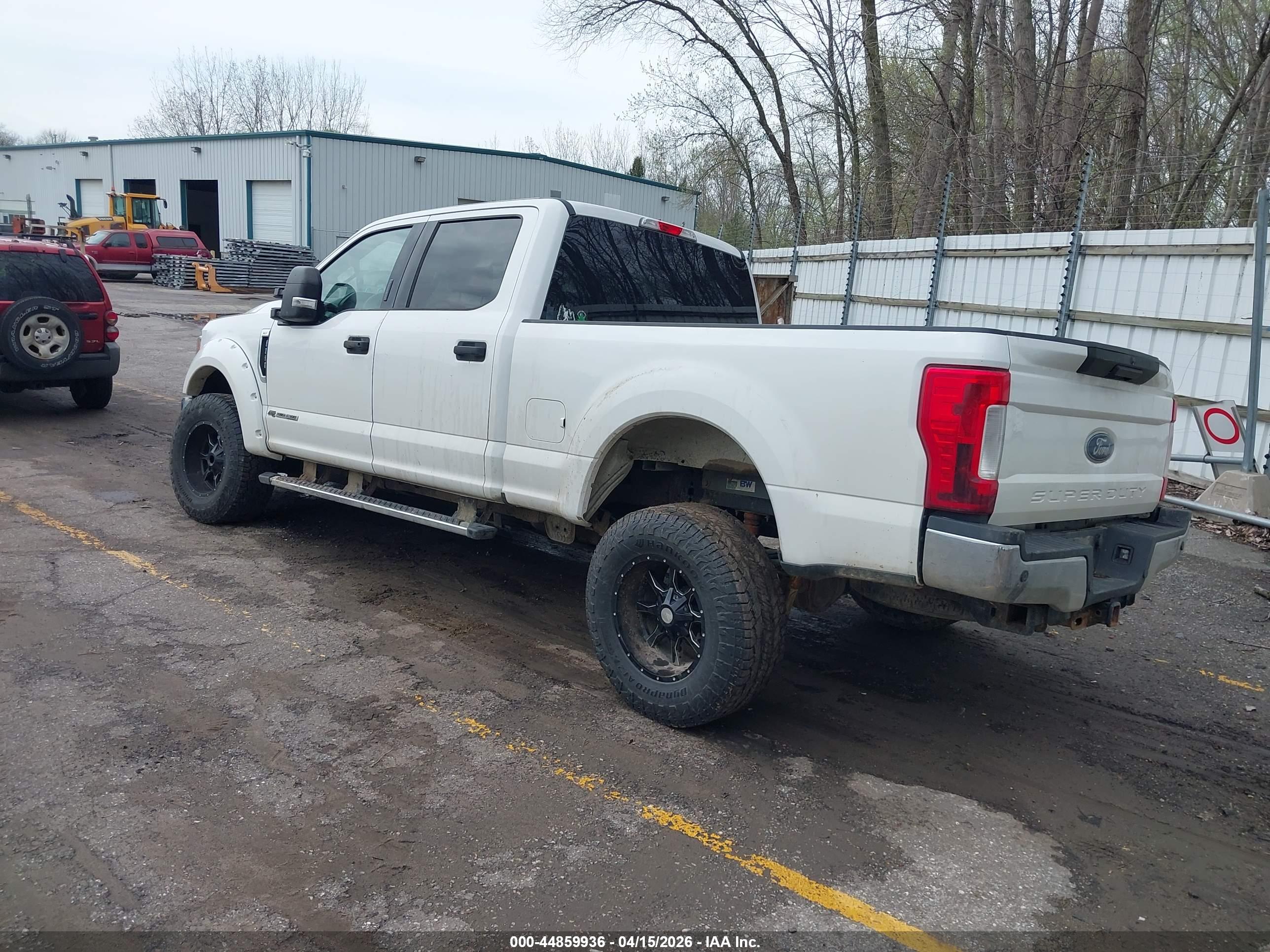 FORD F-250 image 3