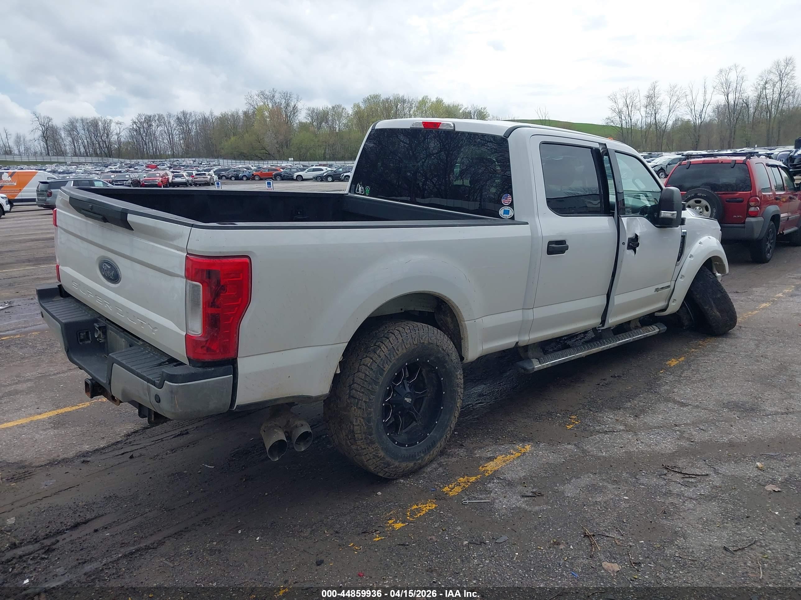 FORD F-250 image 4