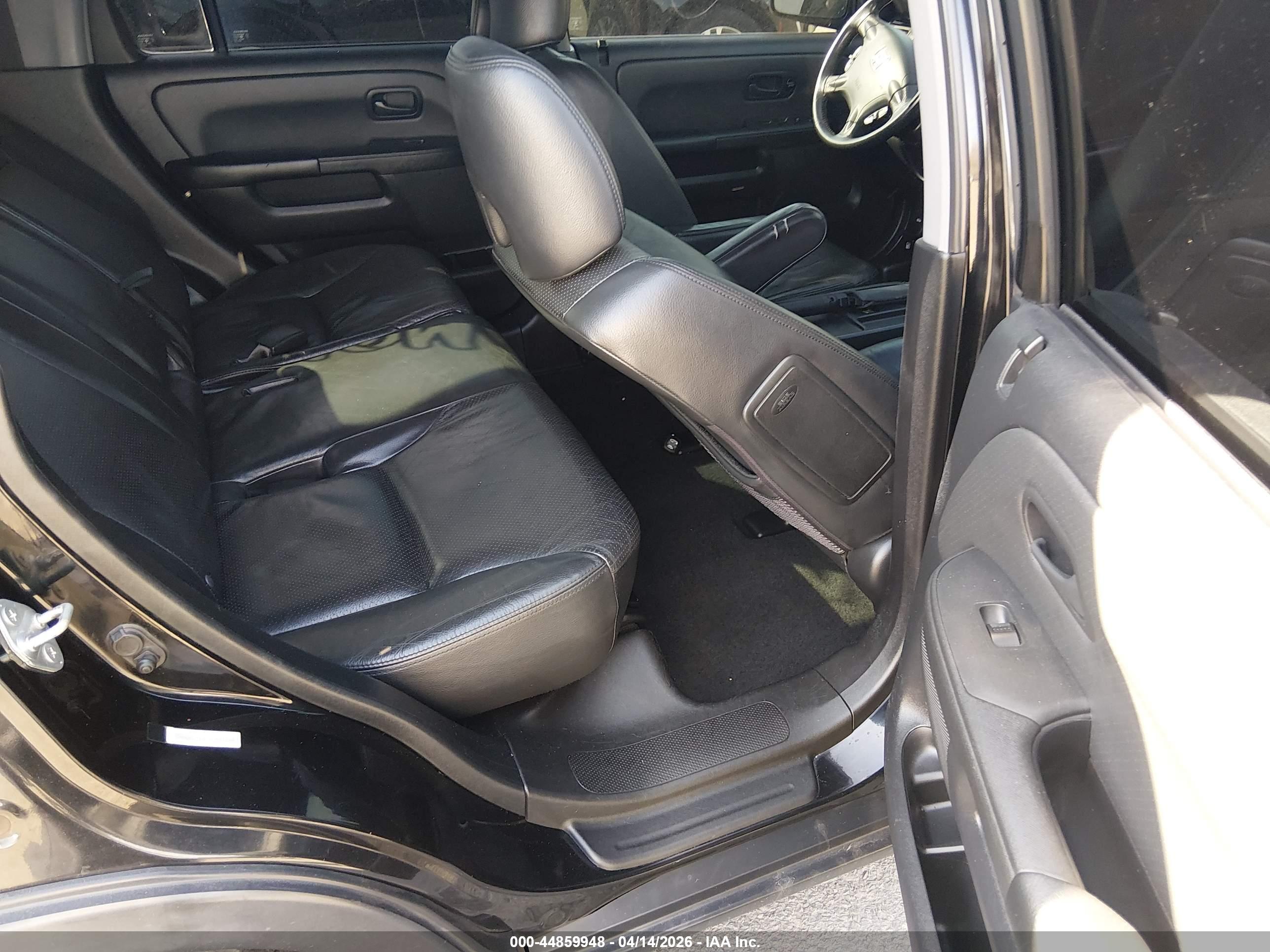 HONDA CR-V image 8