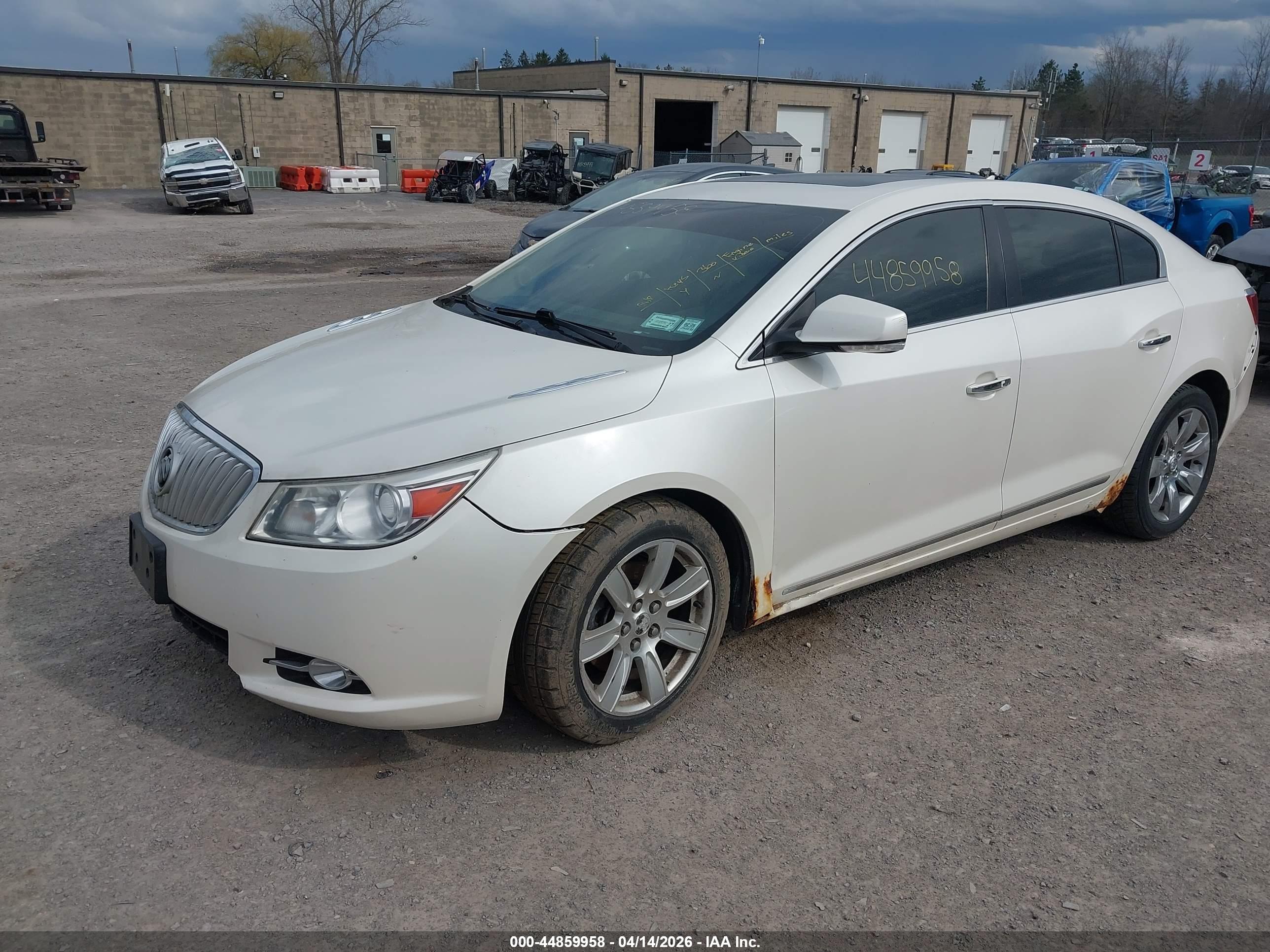 BUICK LACROSSE image 2