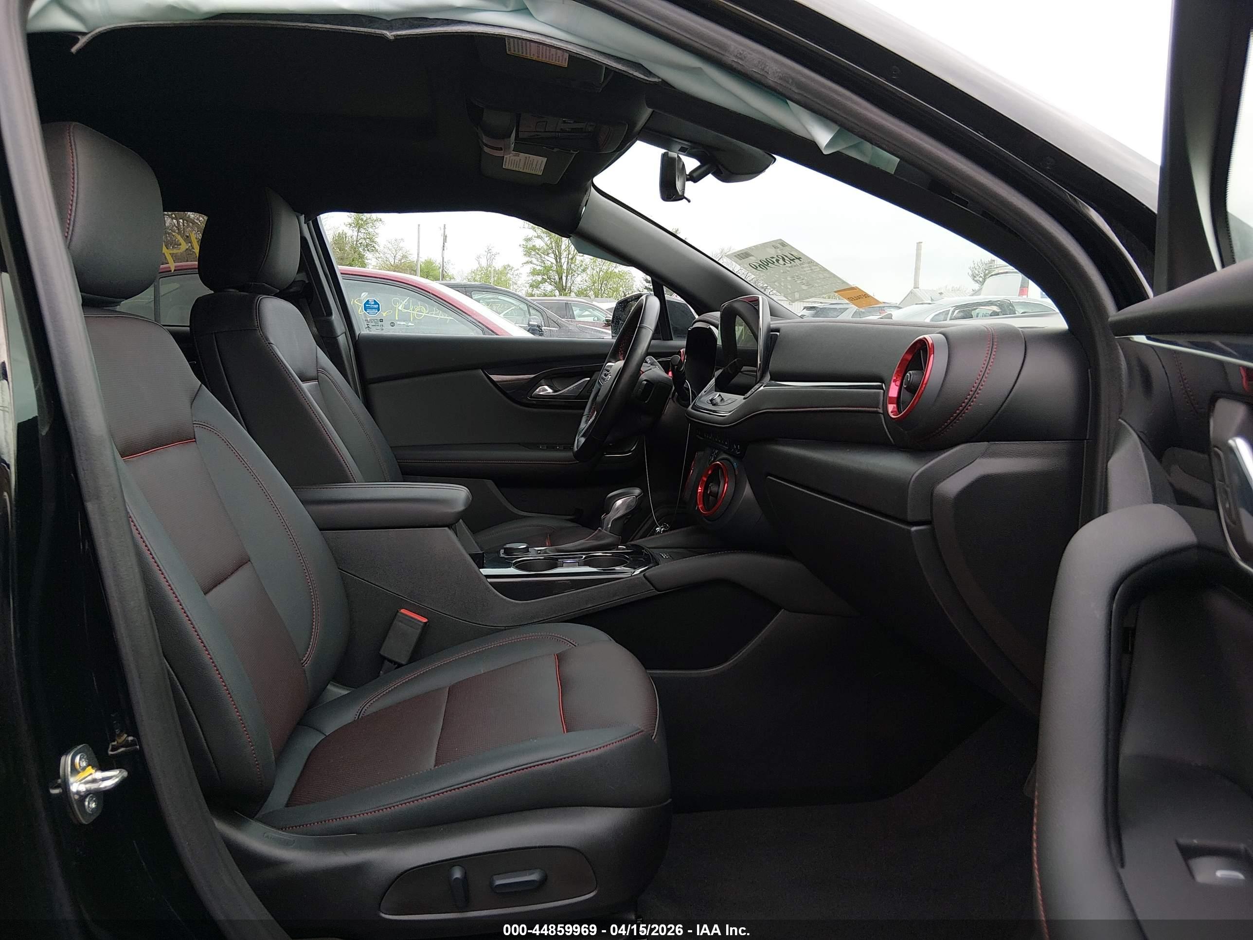 CHEVROLET BLAZER image 5