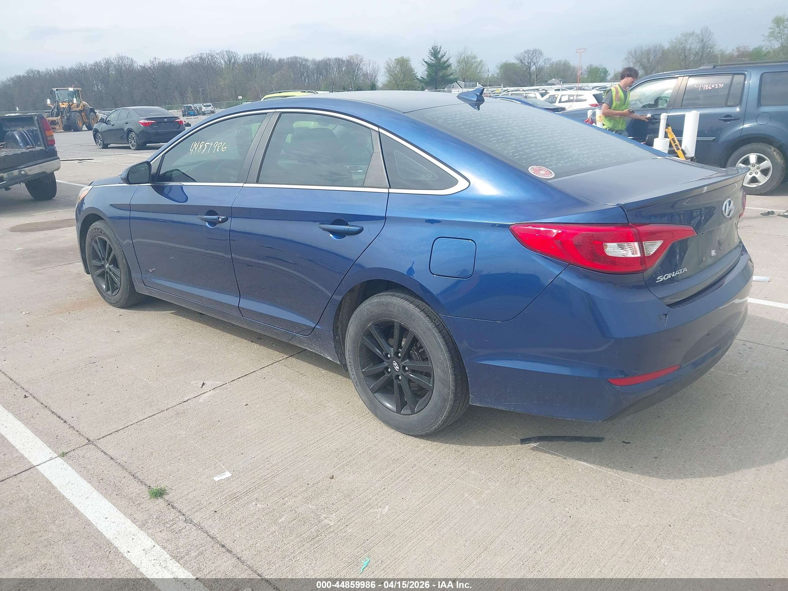 HYUNDAI SONATA image 3