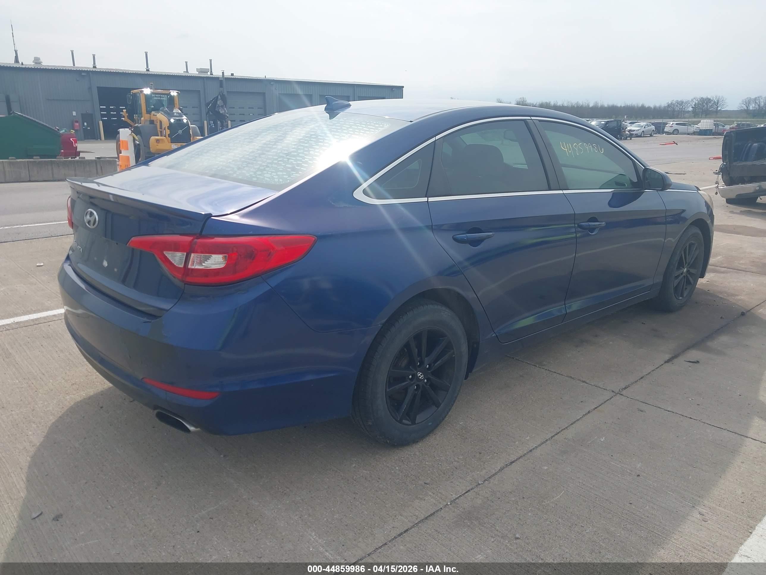 HYUNDAI SONATA image 4
