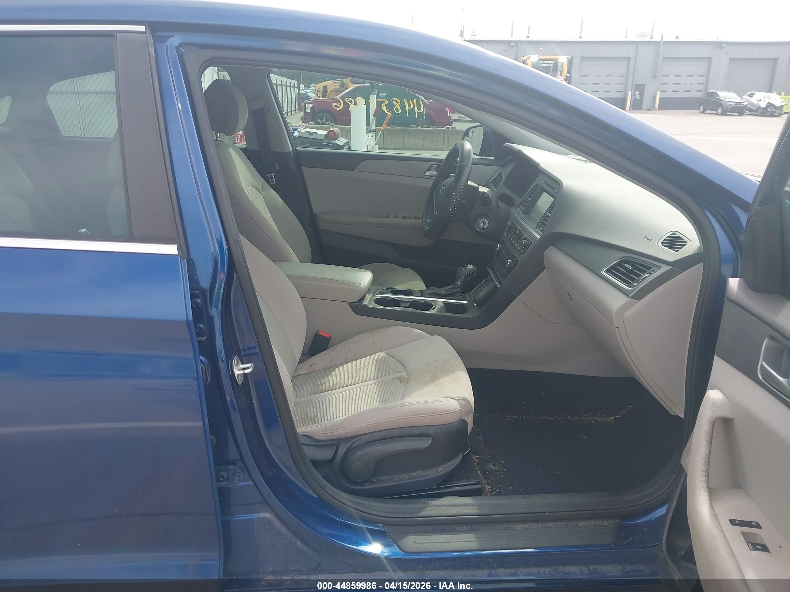 HYUNDAI SONATA image 5