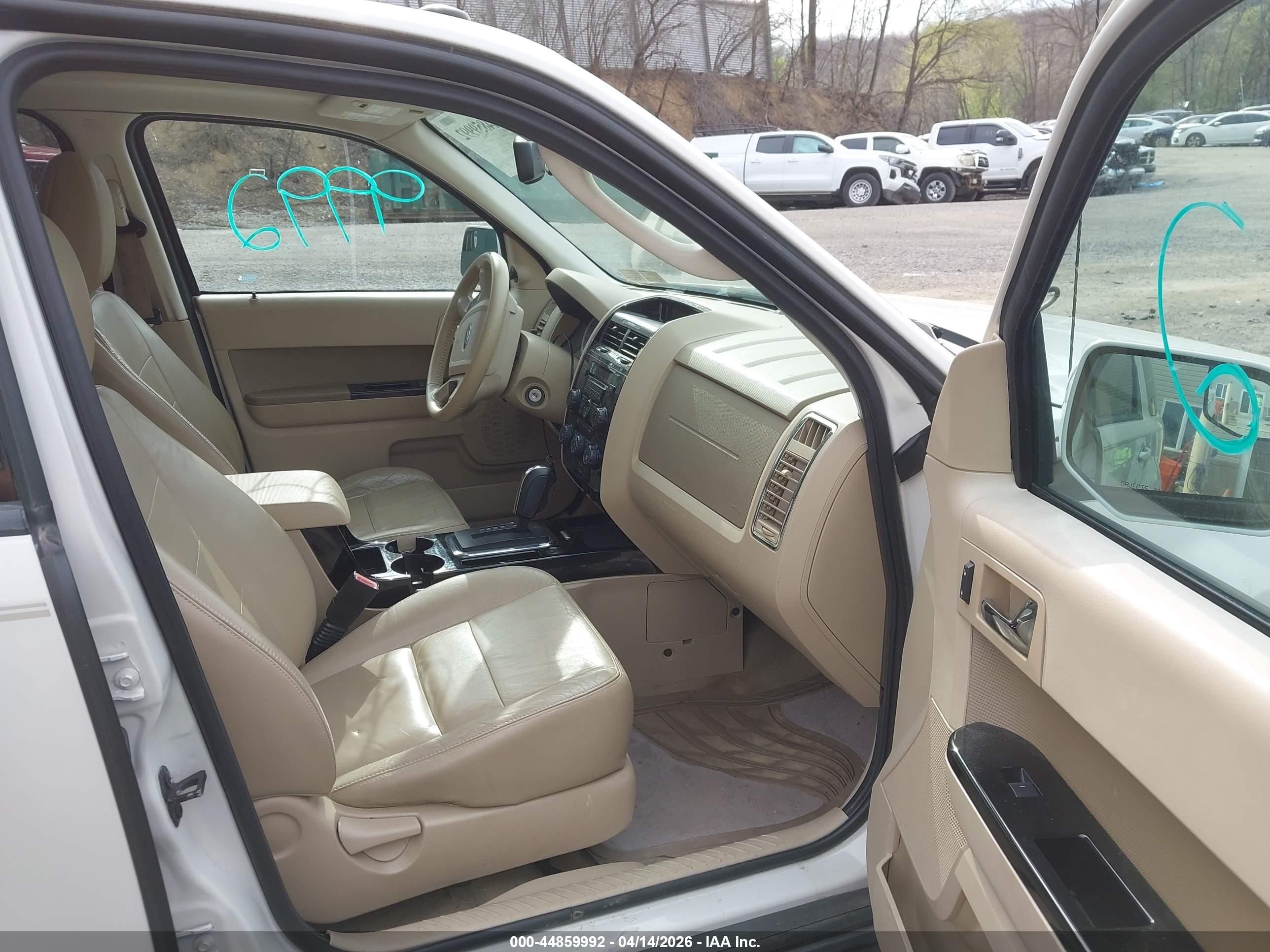 FORD ESCAPE image 5