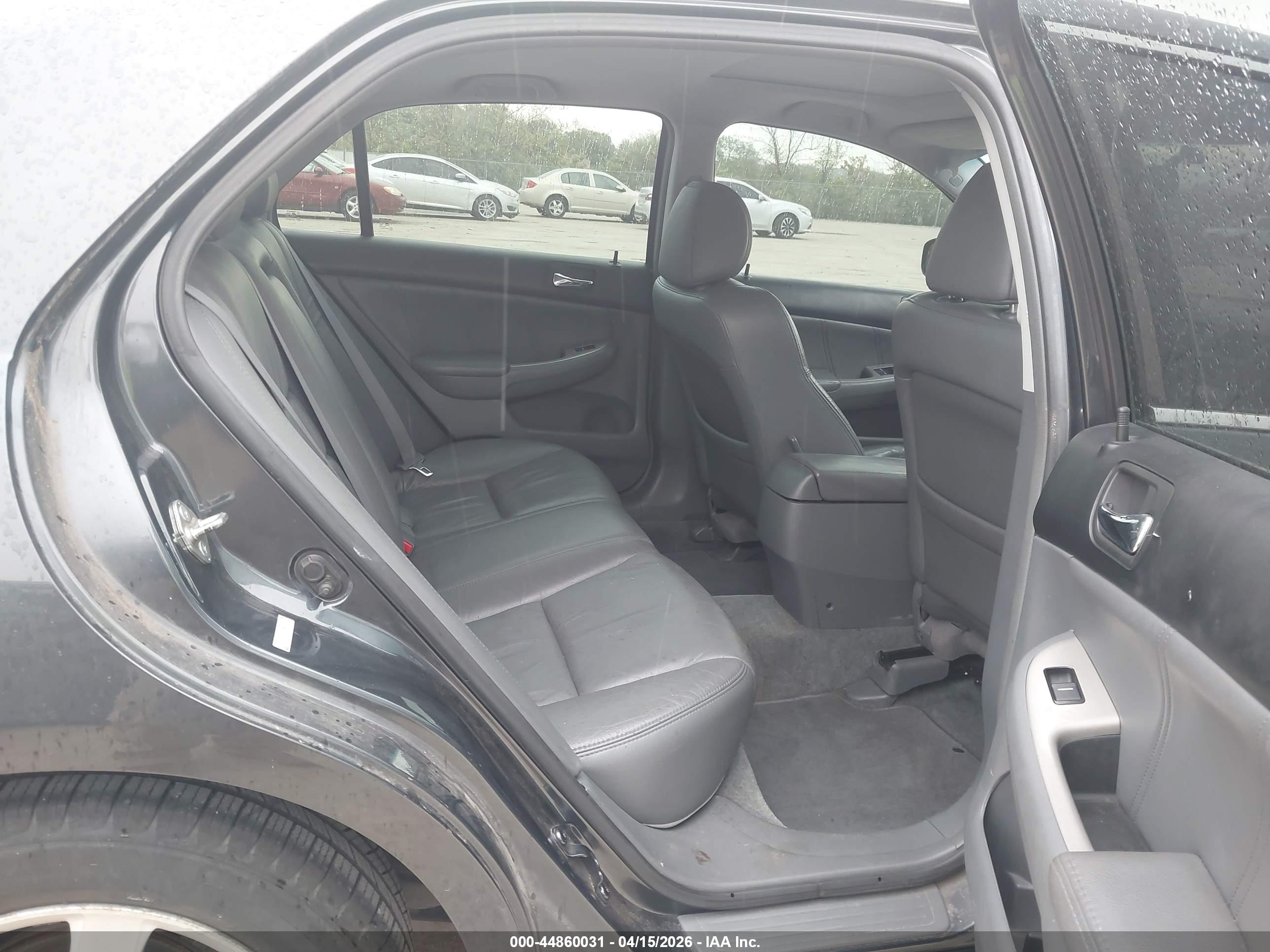 HONDA ACCORD image 8