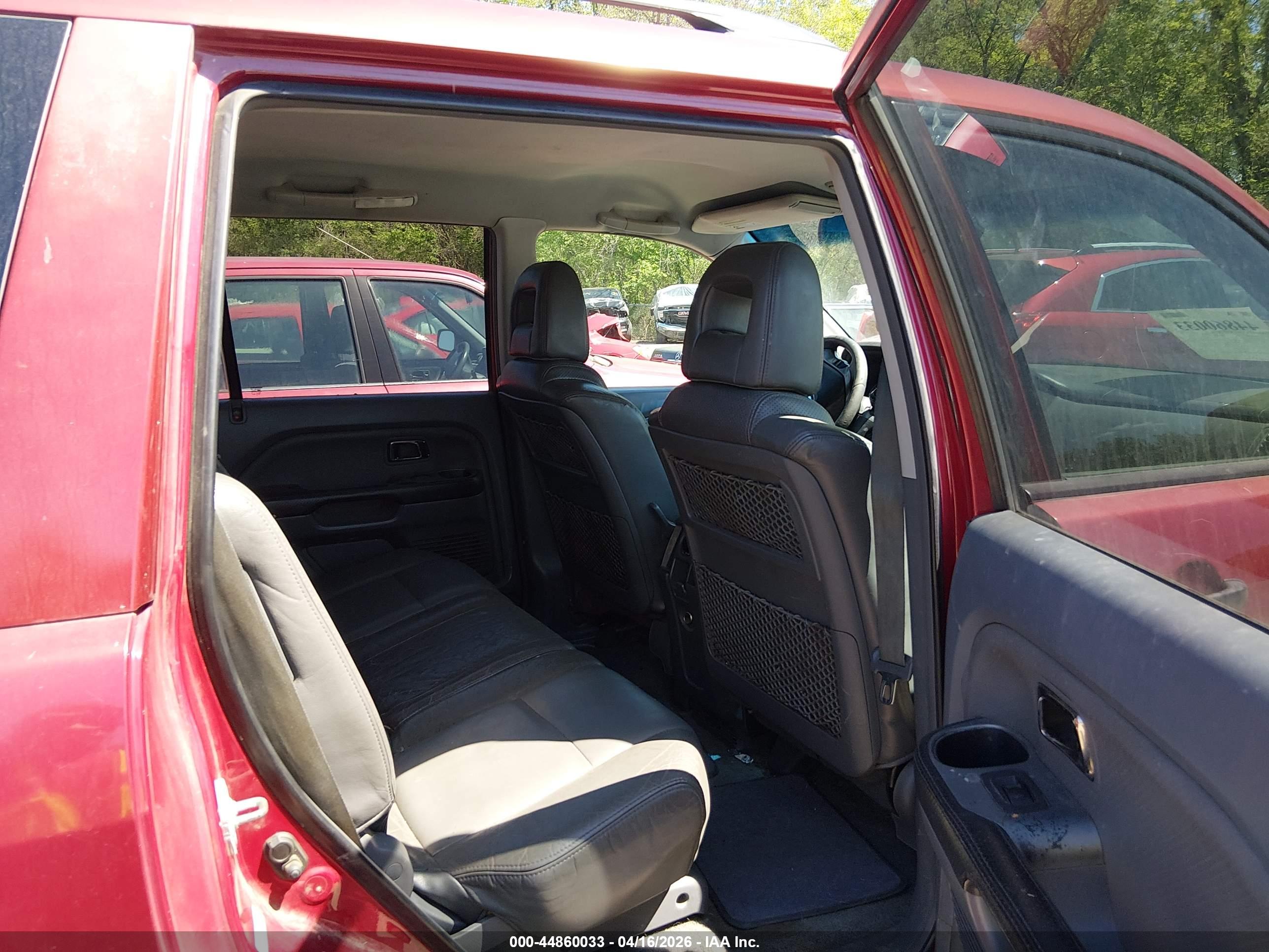 HONDA PILOT image 8