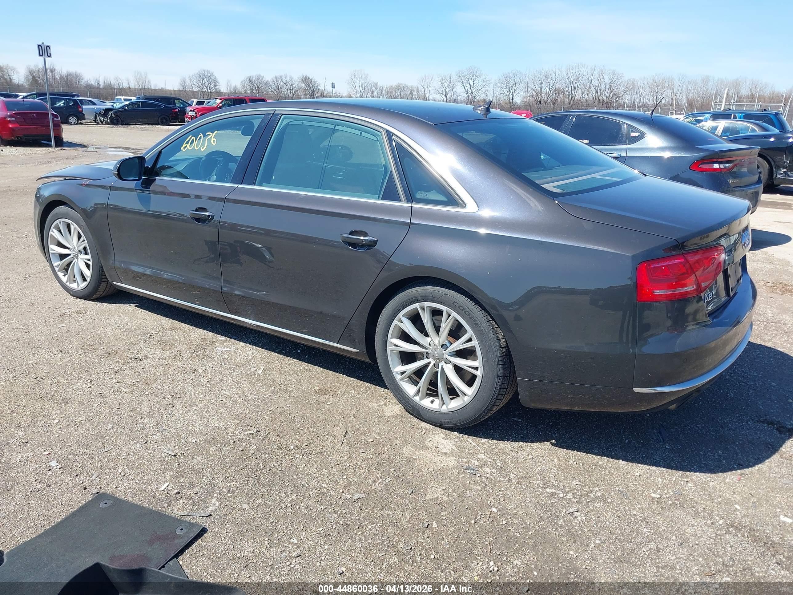 AUDI A8 image 3