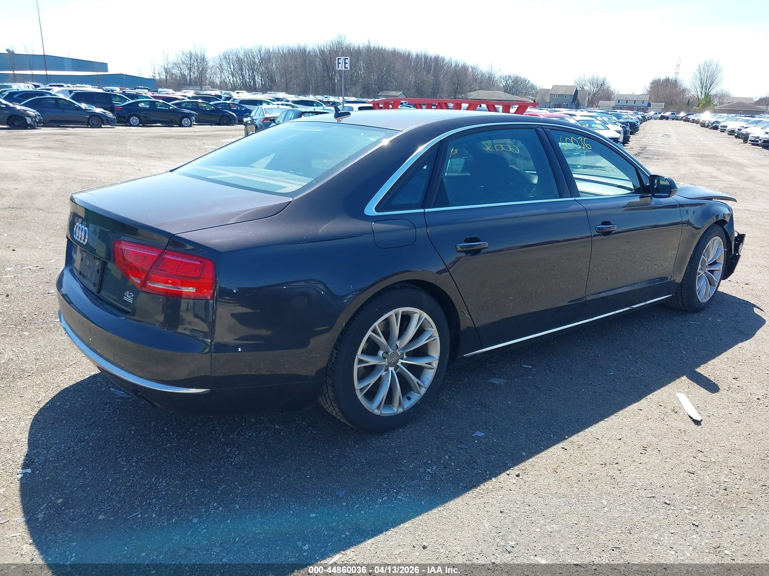 AUDI A8 image 4