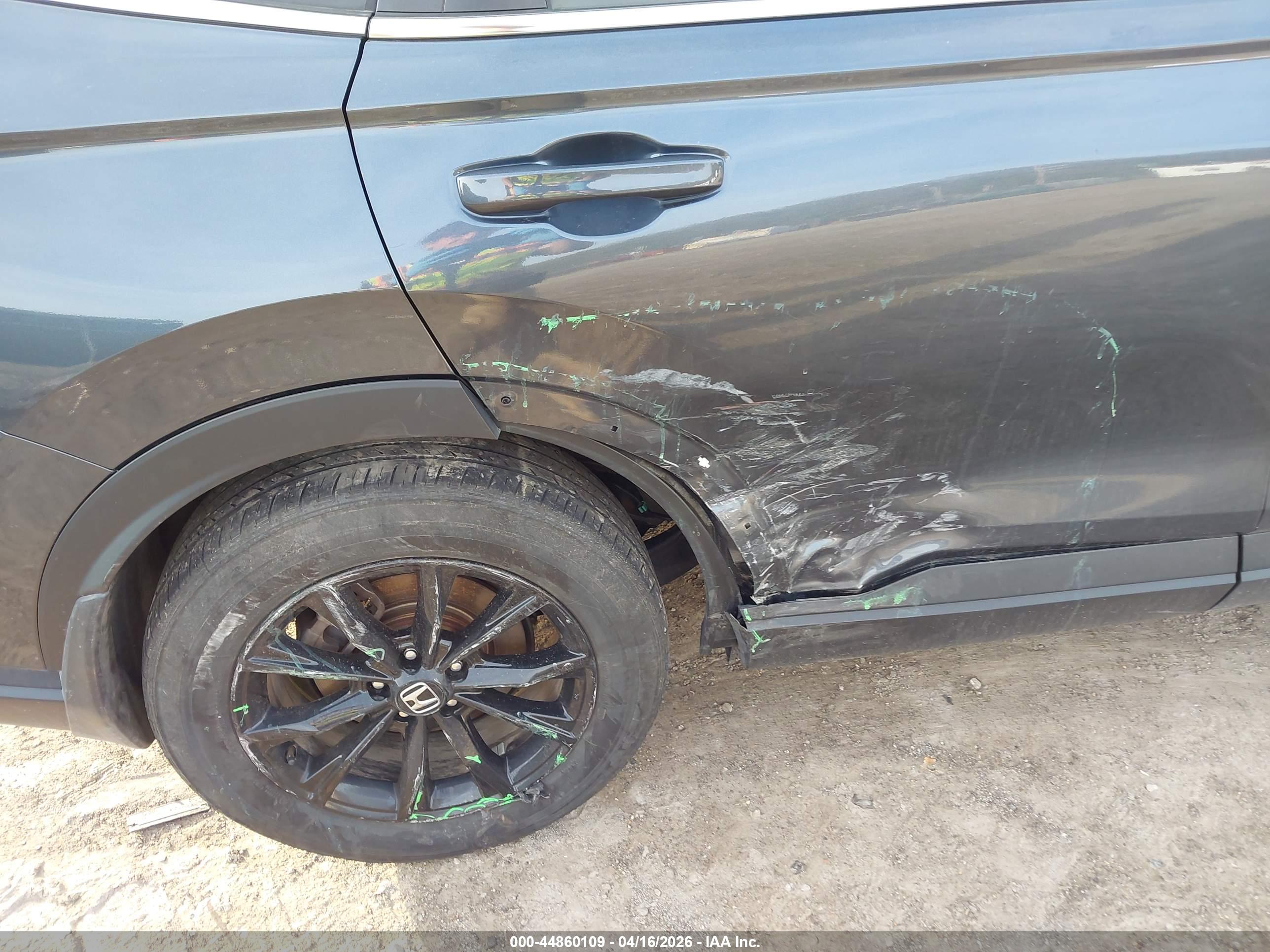 HONDA CR-V image 6