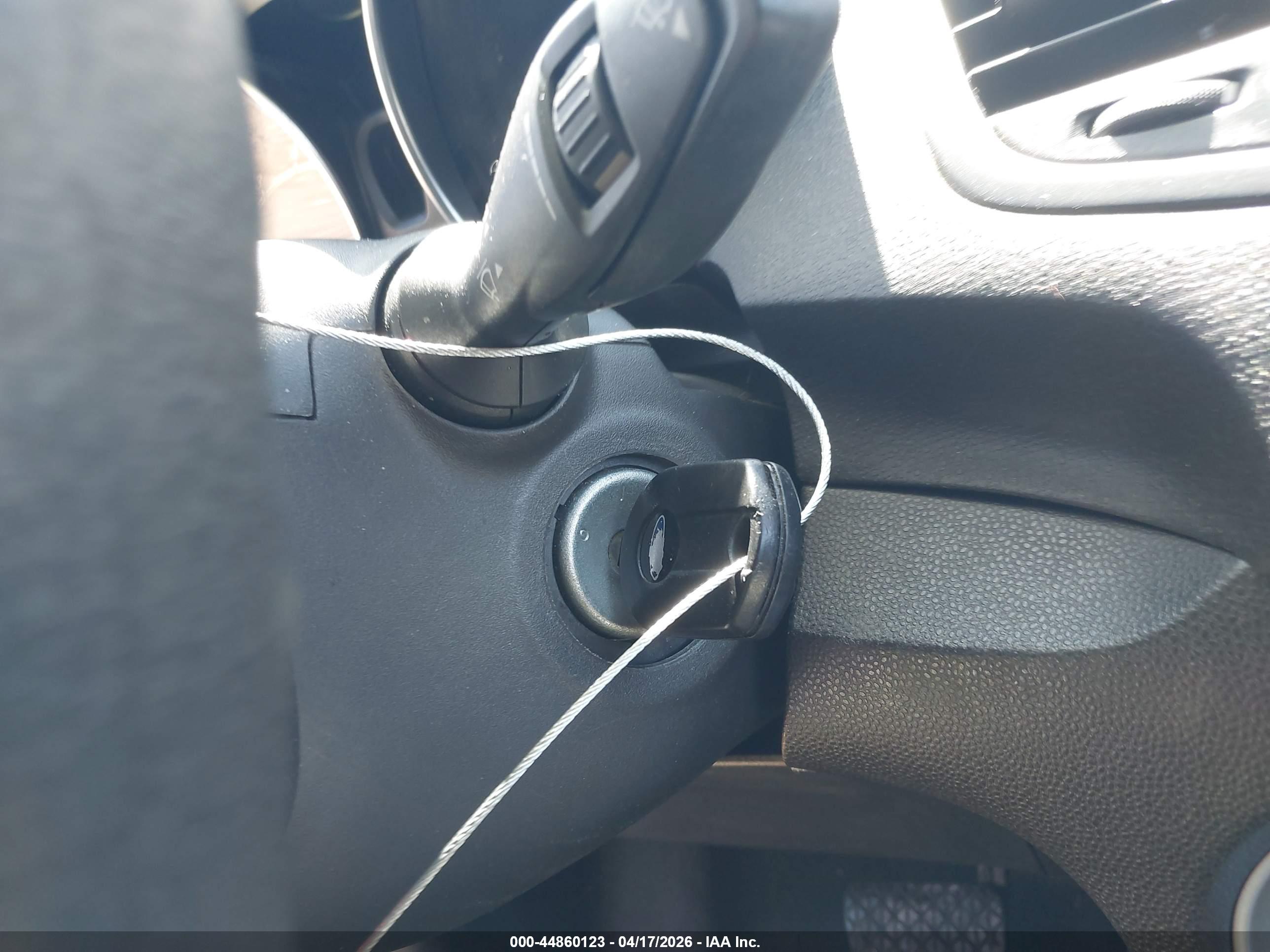 FORD FIESTA image 11