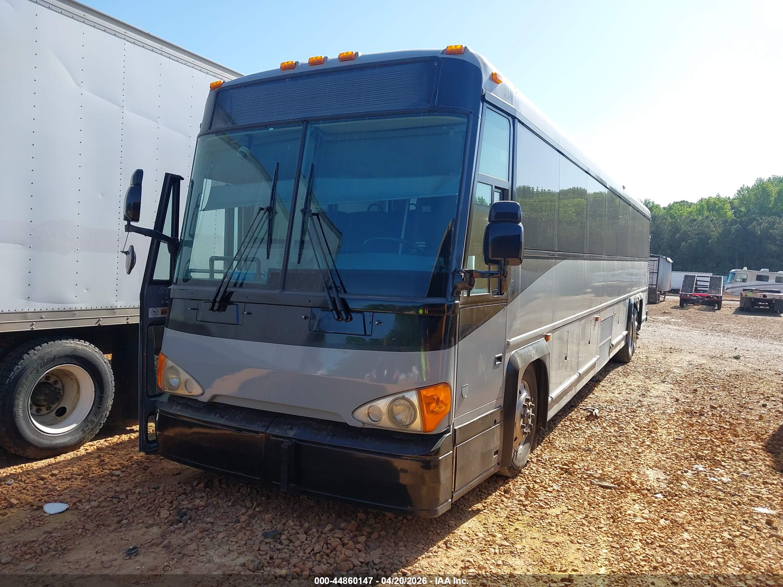 MOTOR COACH image 2