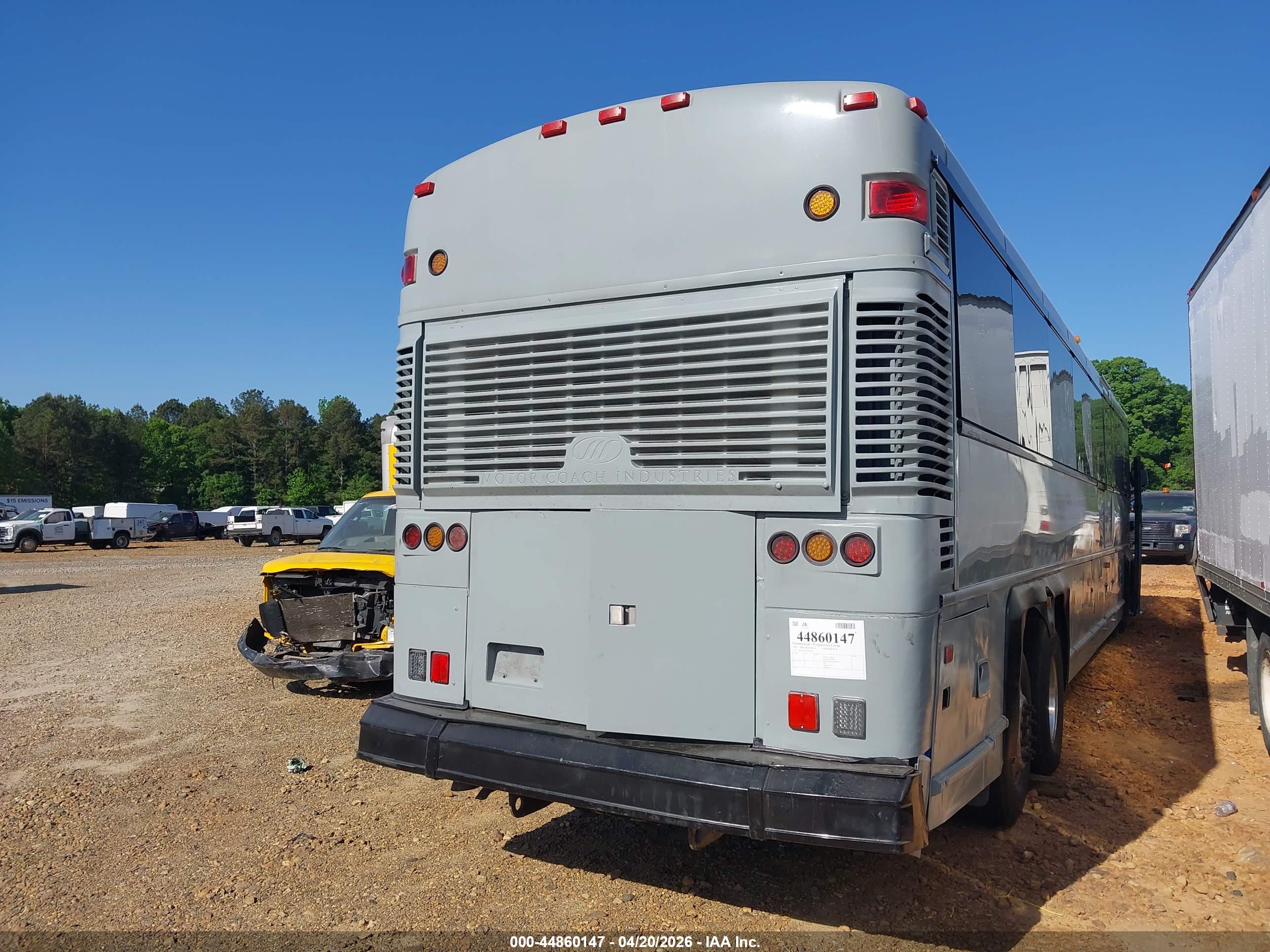 MOTOR COACH image 4