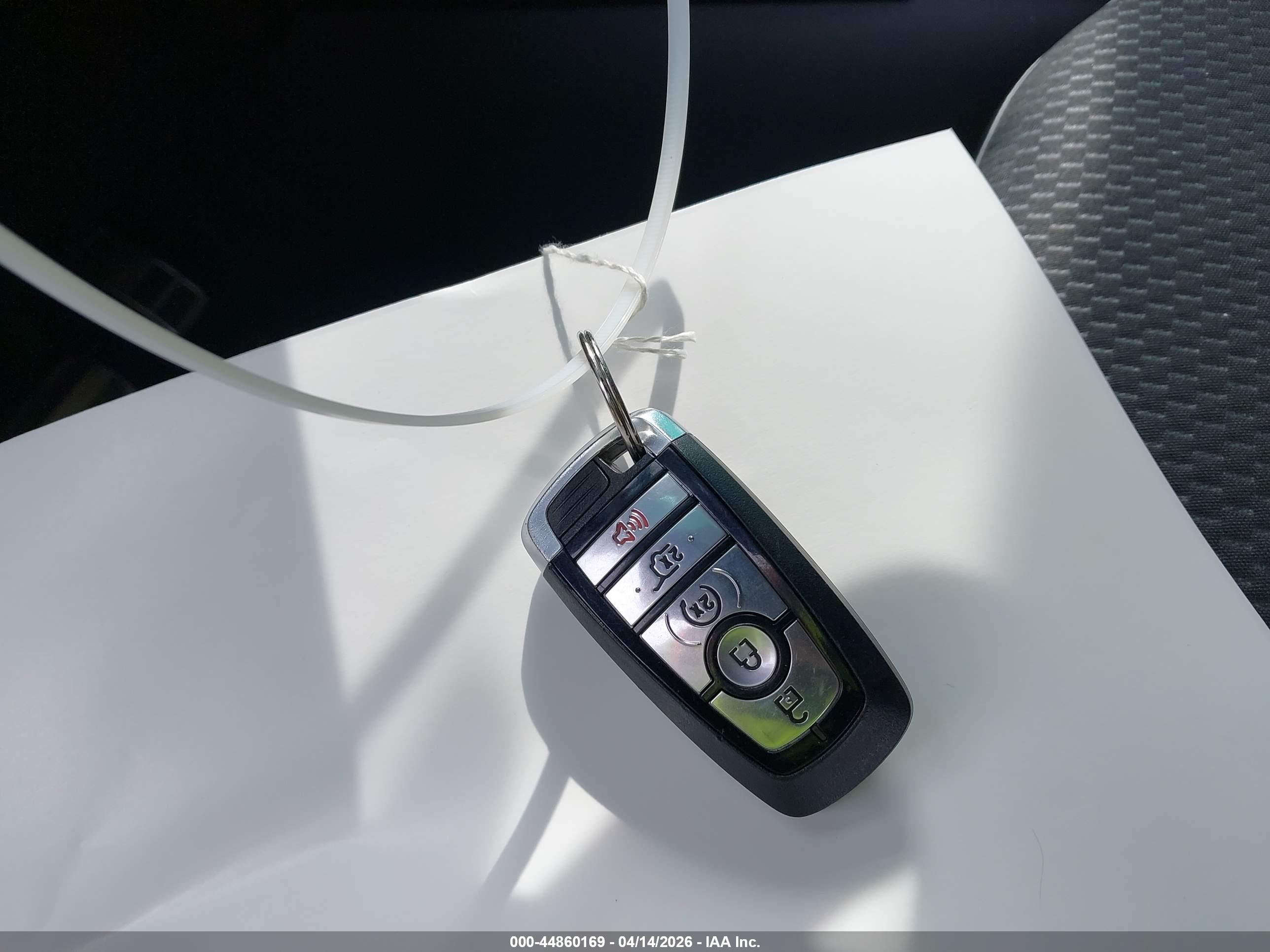 FORD ESCAPE image 11
