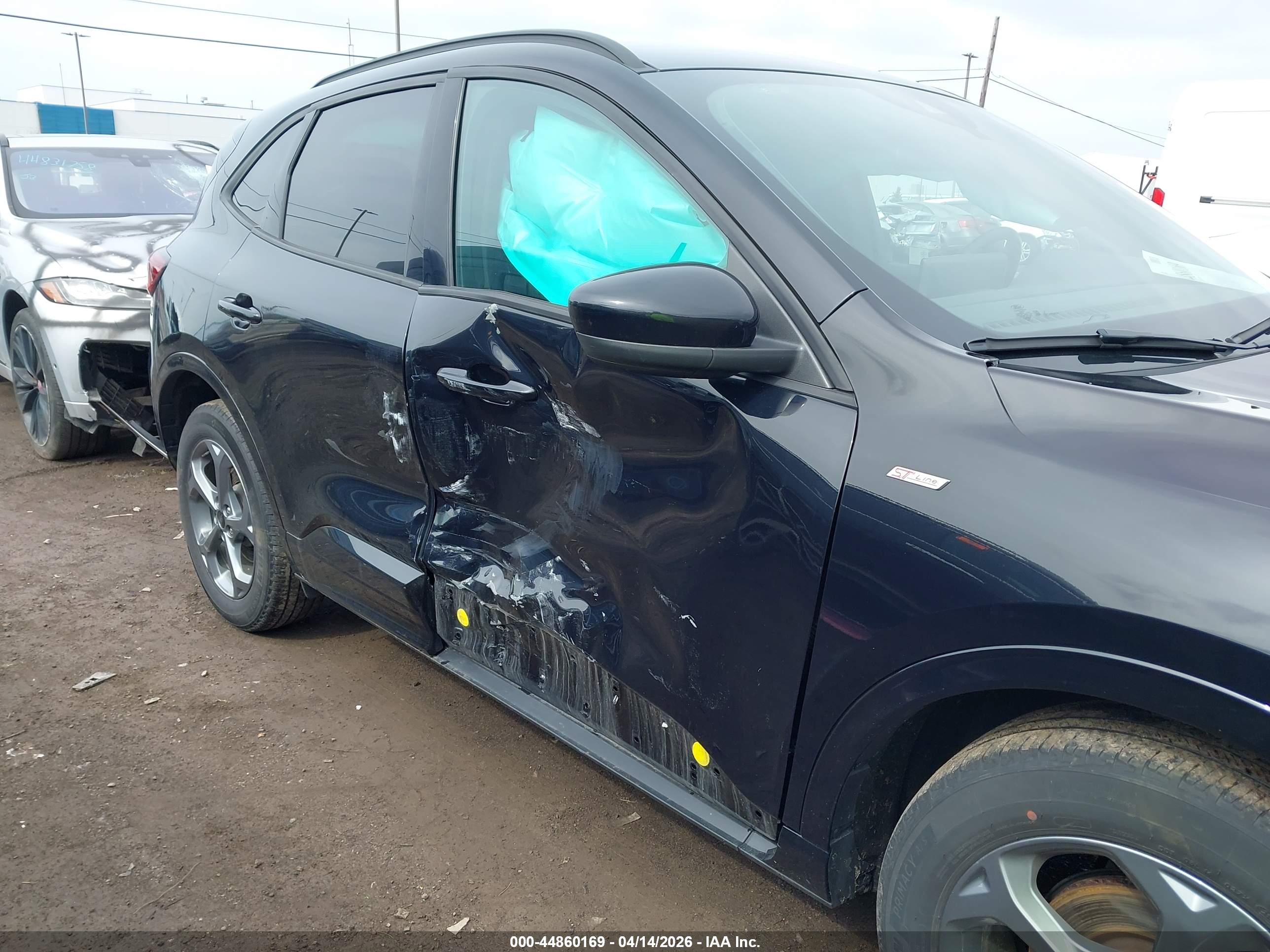FORD ESCAPE image 6