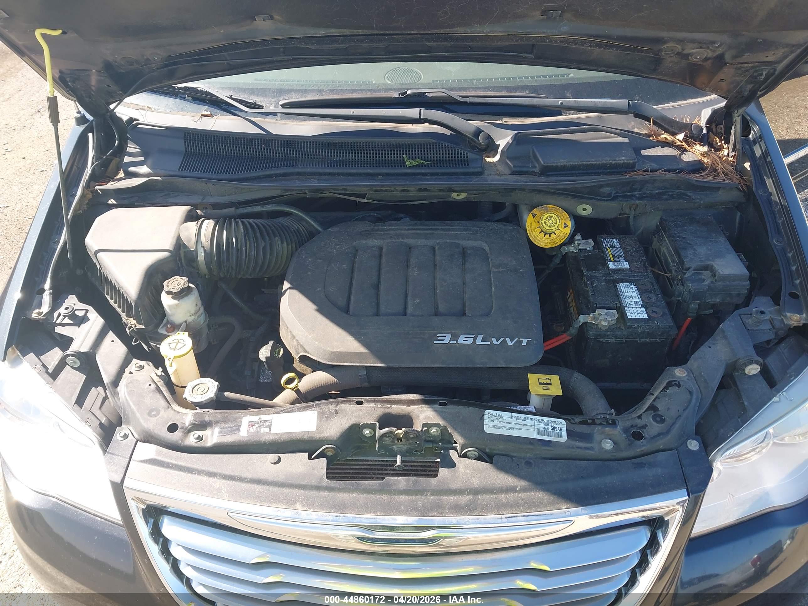 CHRYSLER TOWN image 10