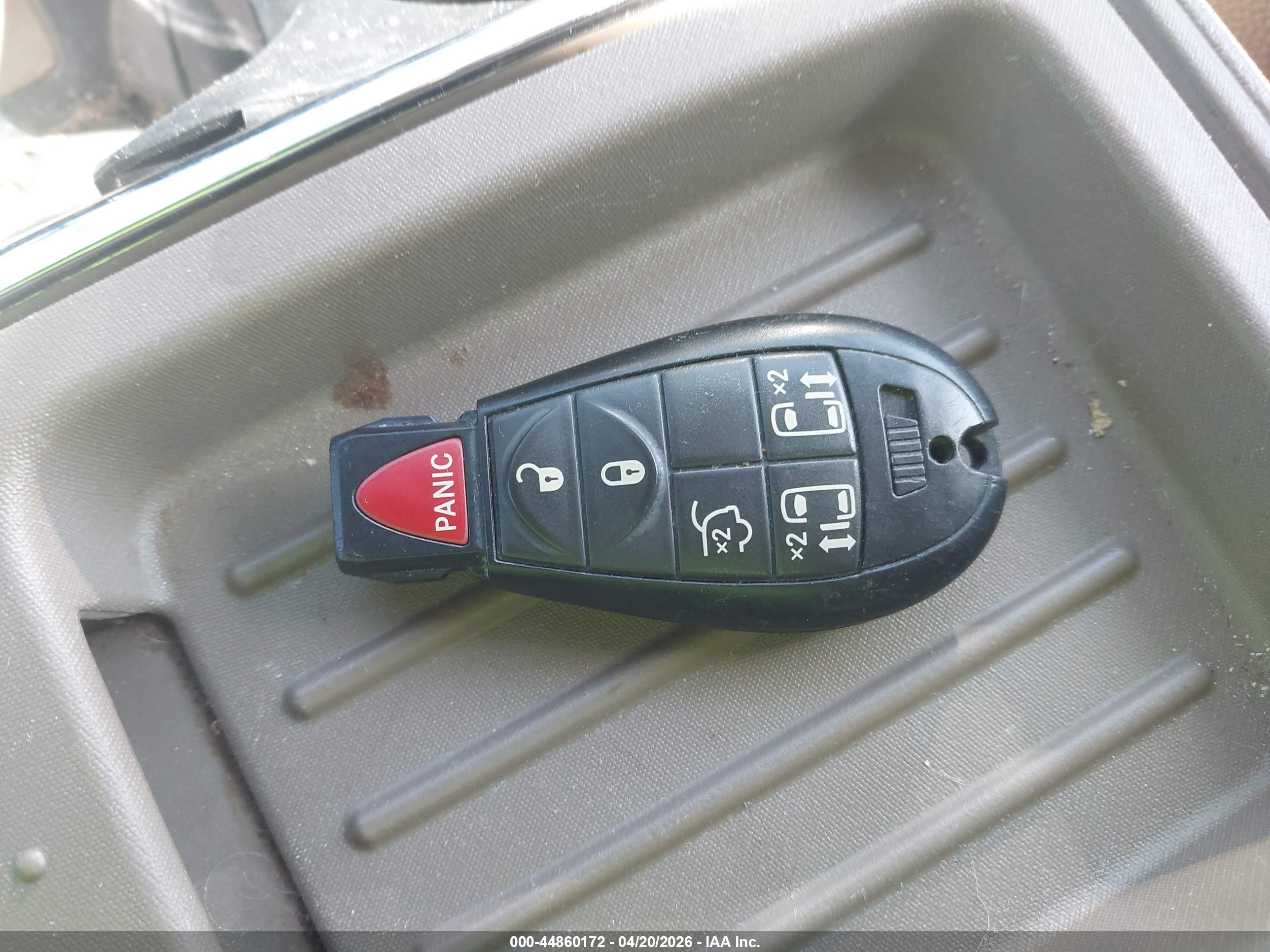 CHRYSLER TOWN image 11