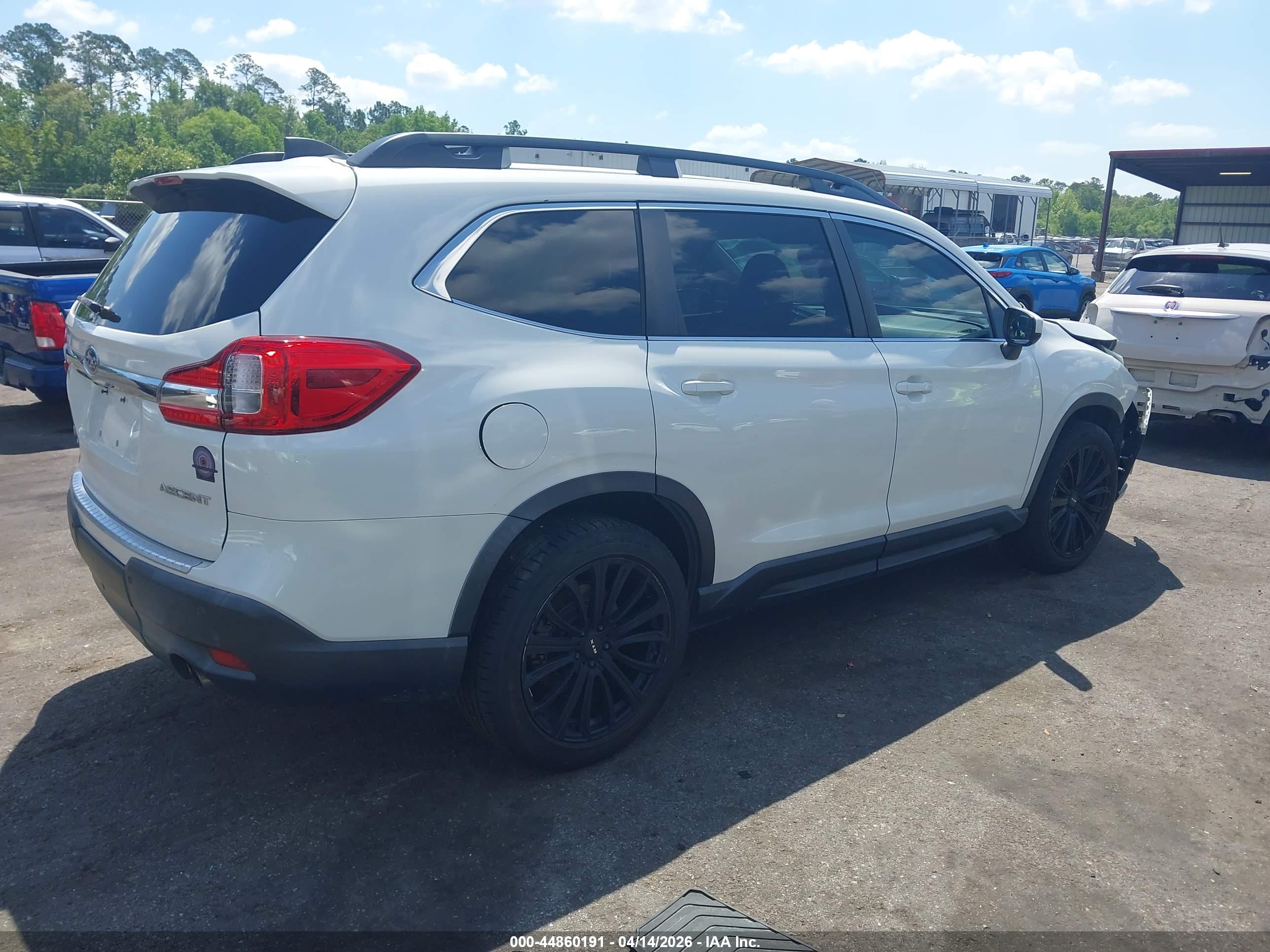 SUBARU ASCENT image 4