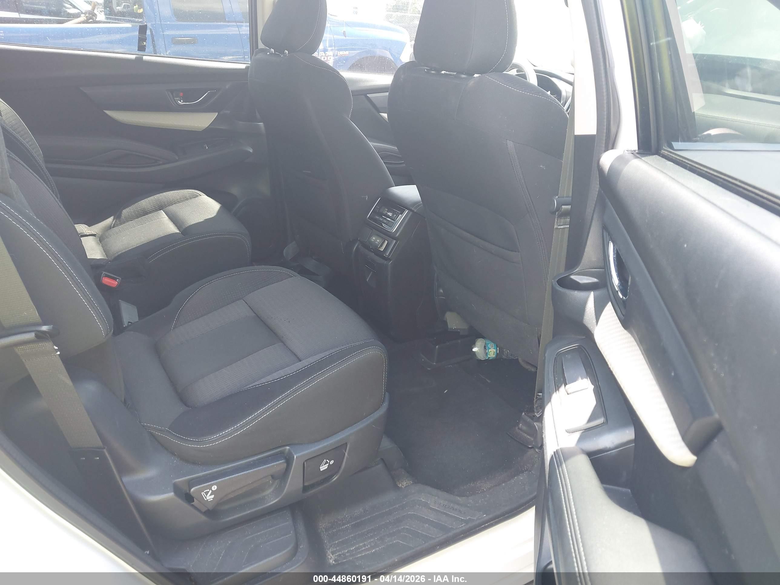 SUBARU ASCENT image 8