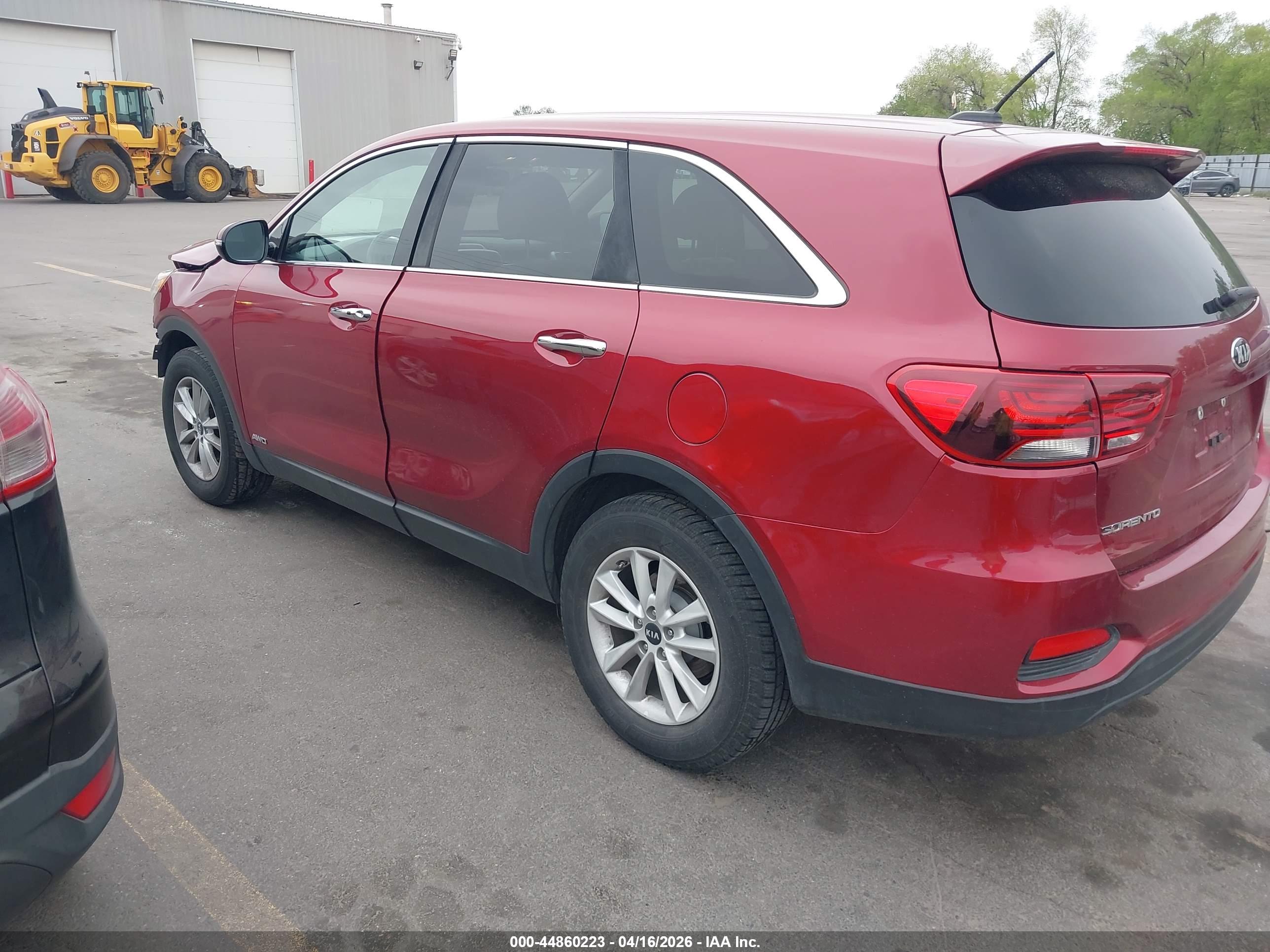 KIA SORENTO image 3
