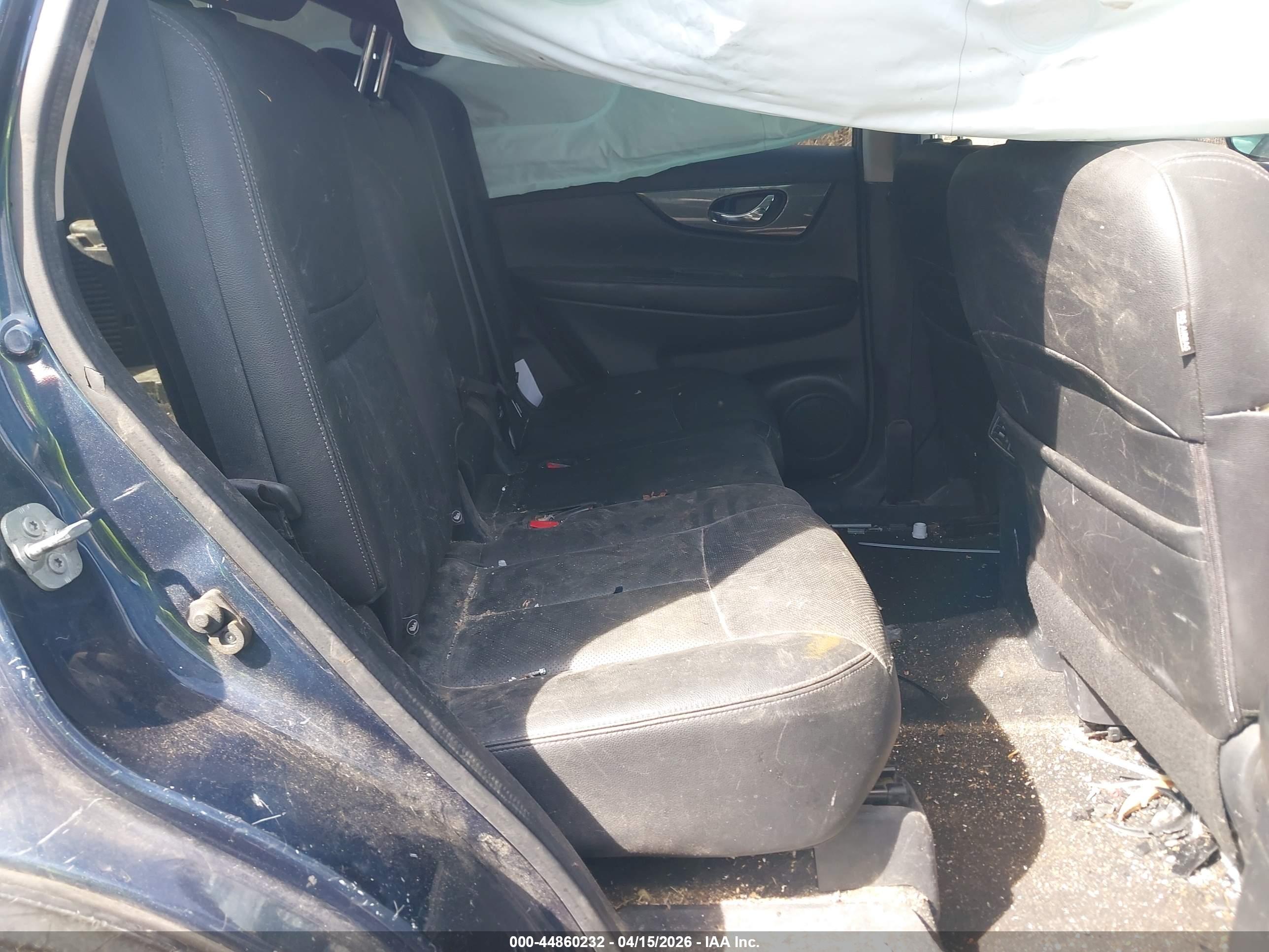 NISSAN ROGUE image 8