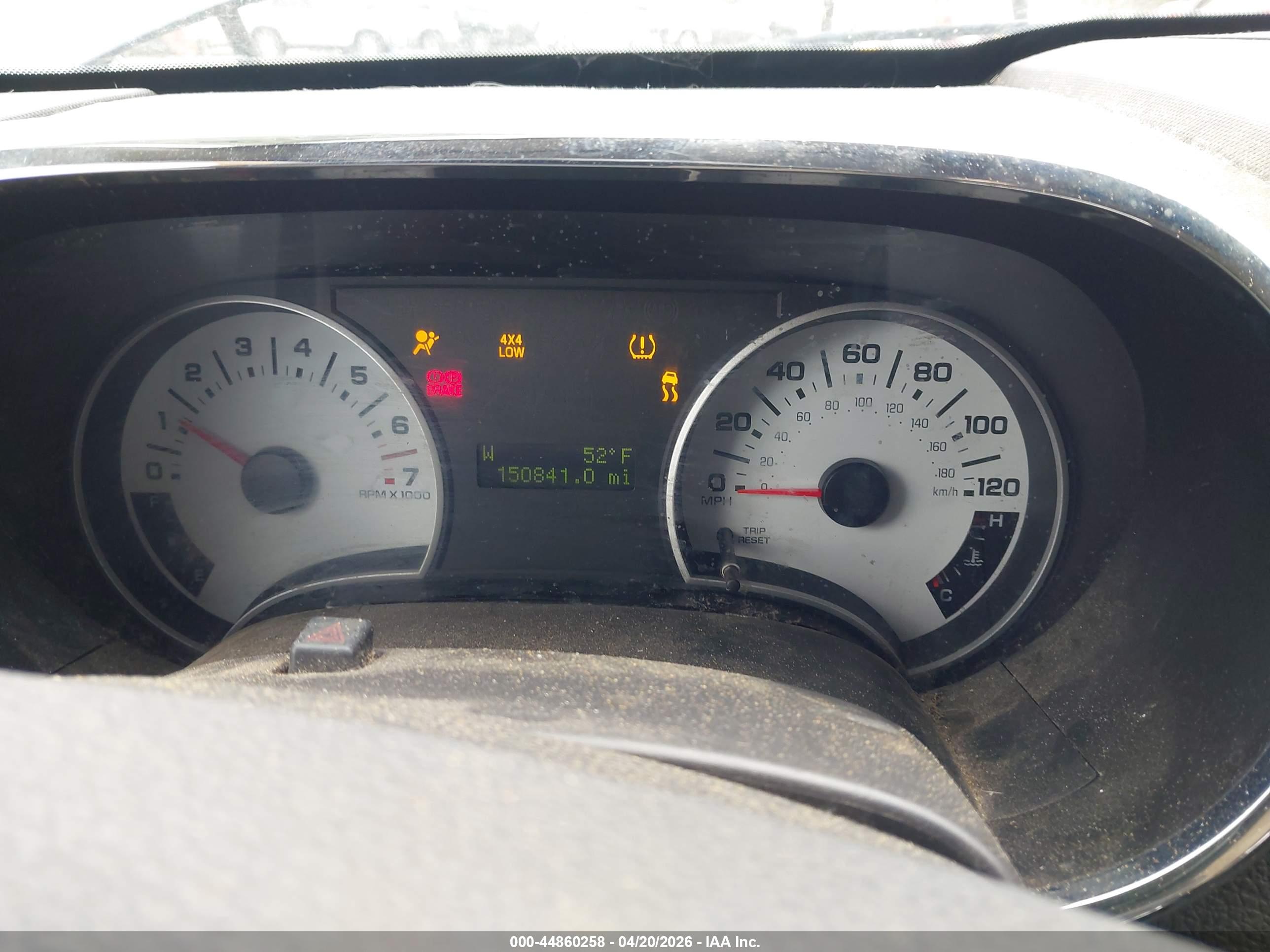 FORD EXPLORER image 7