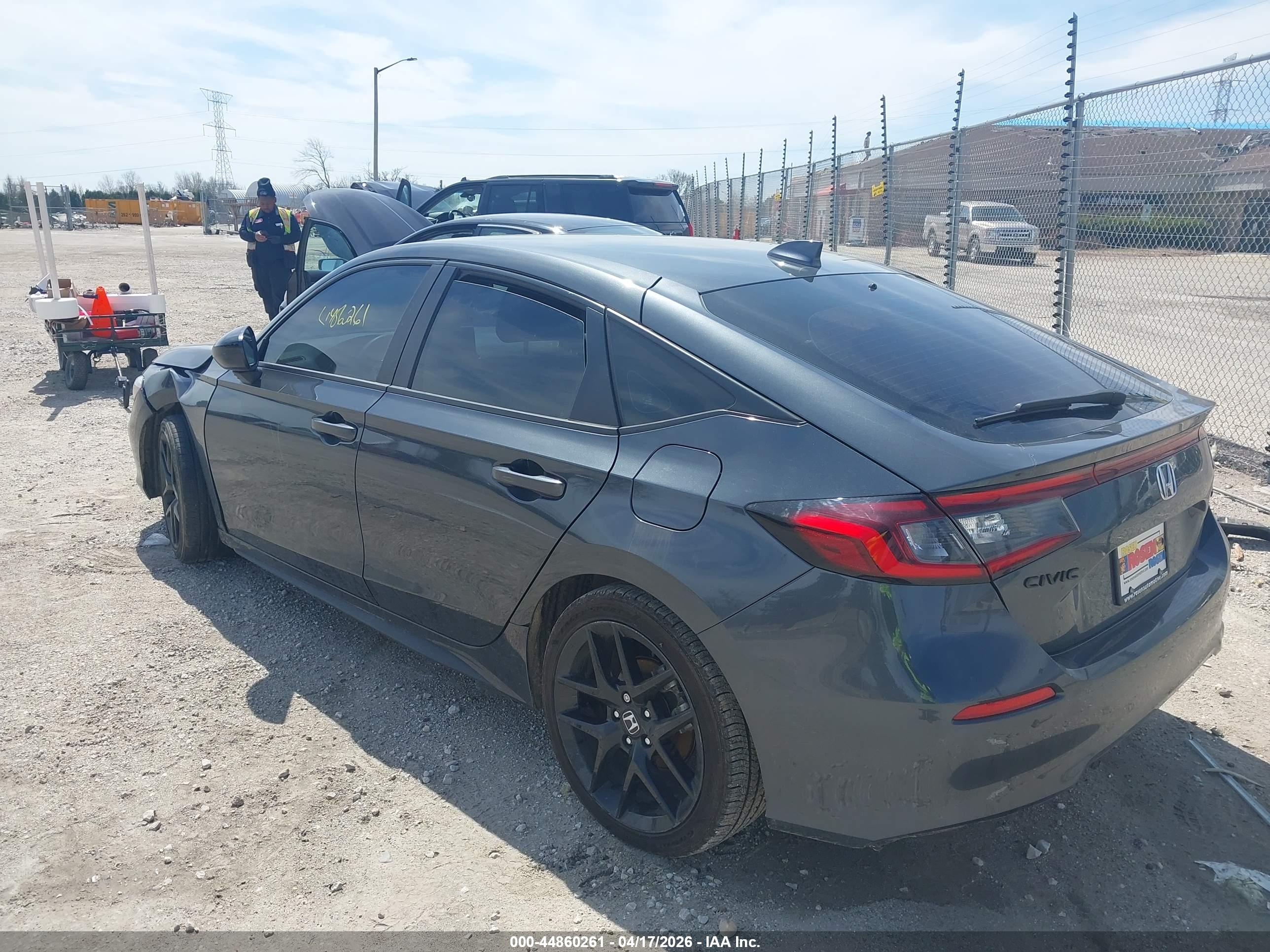 HONDA CIVIC image 3