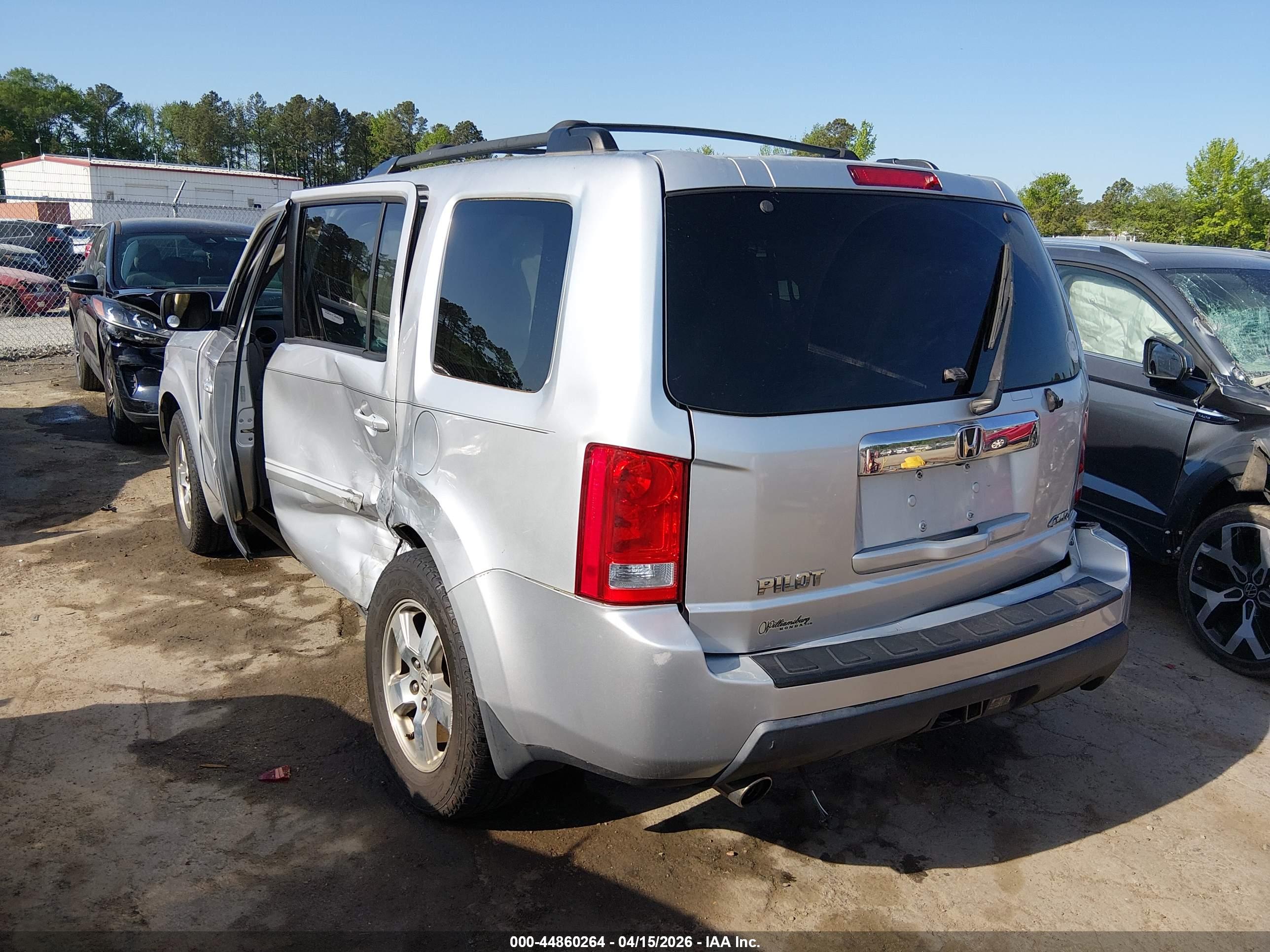 HONDA PILOT image 3