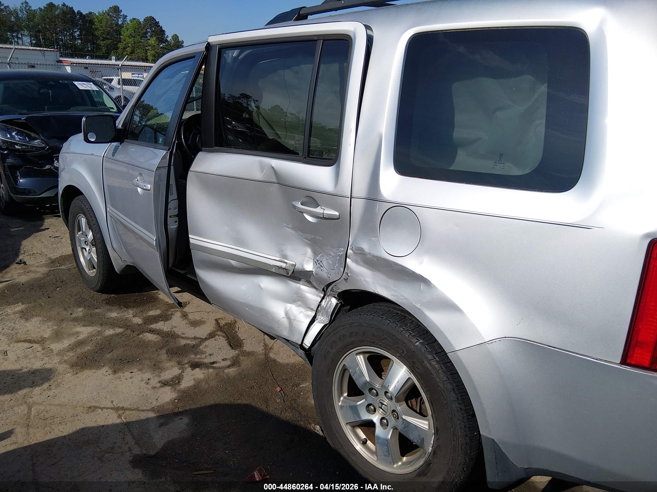 HONDA PILOT image 6