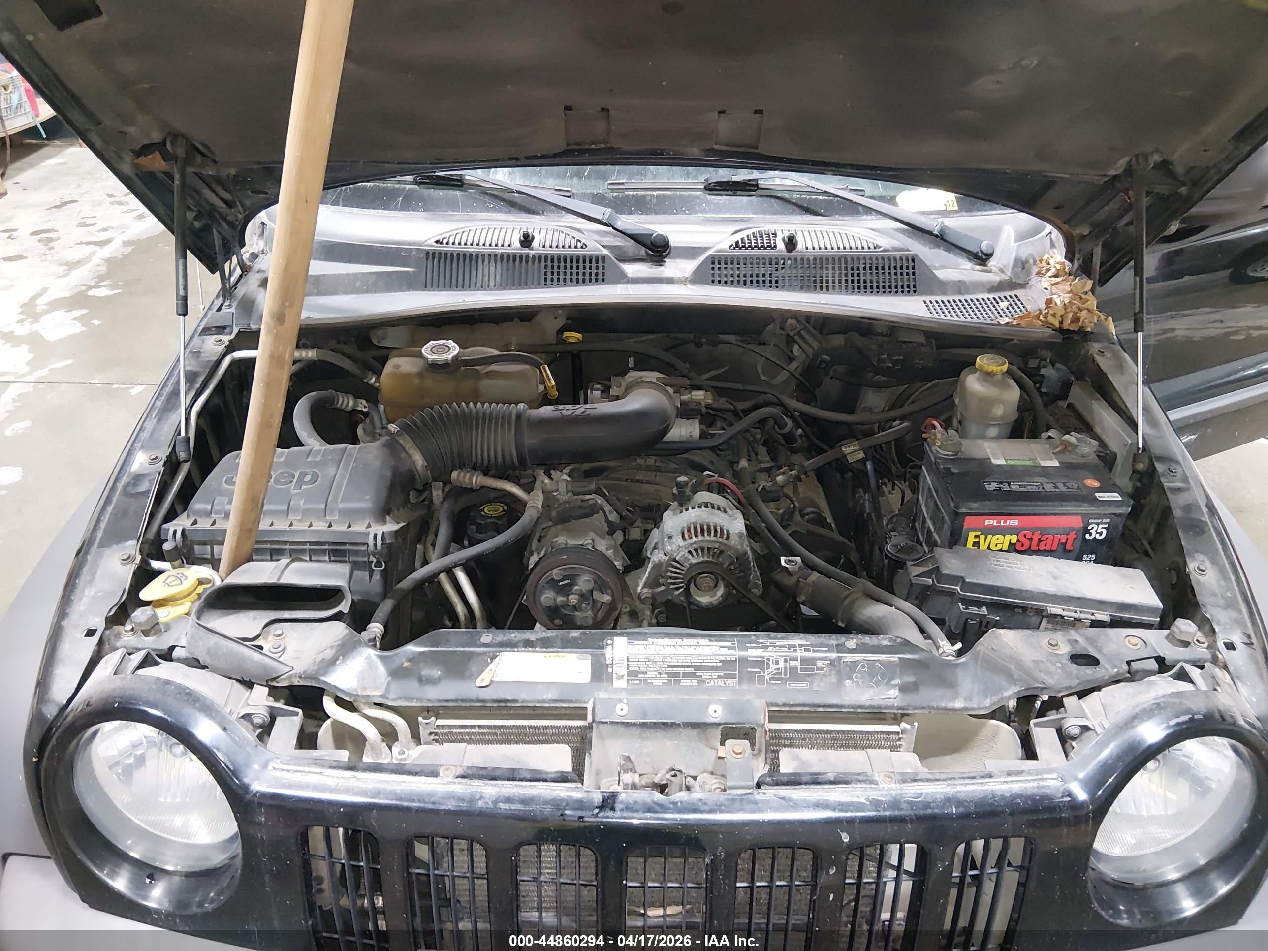 JEEP LIBERTY image 10
