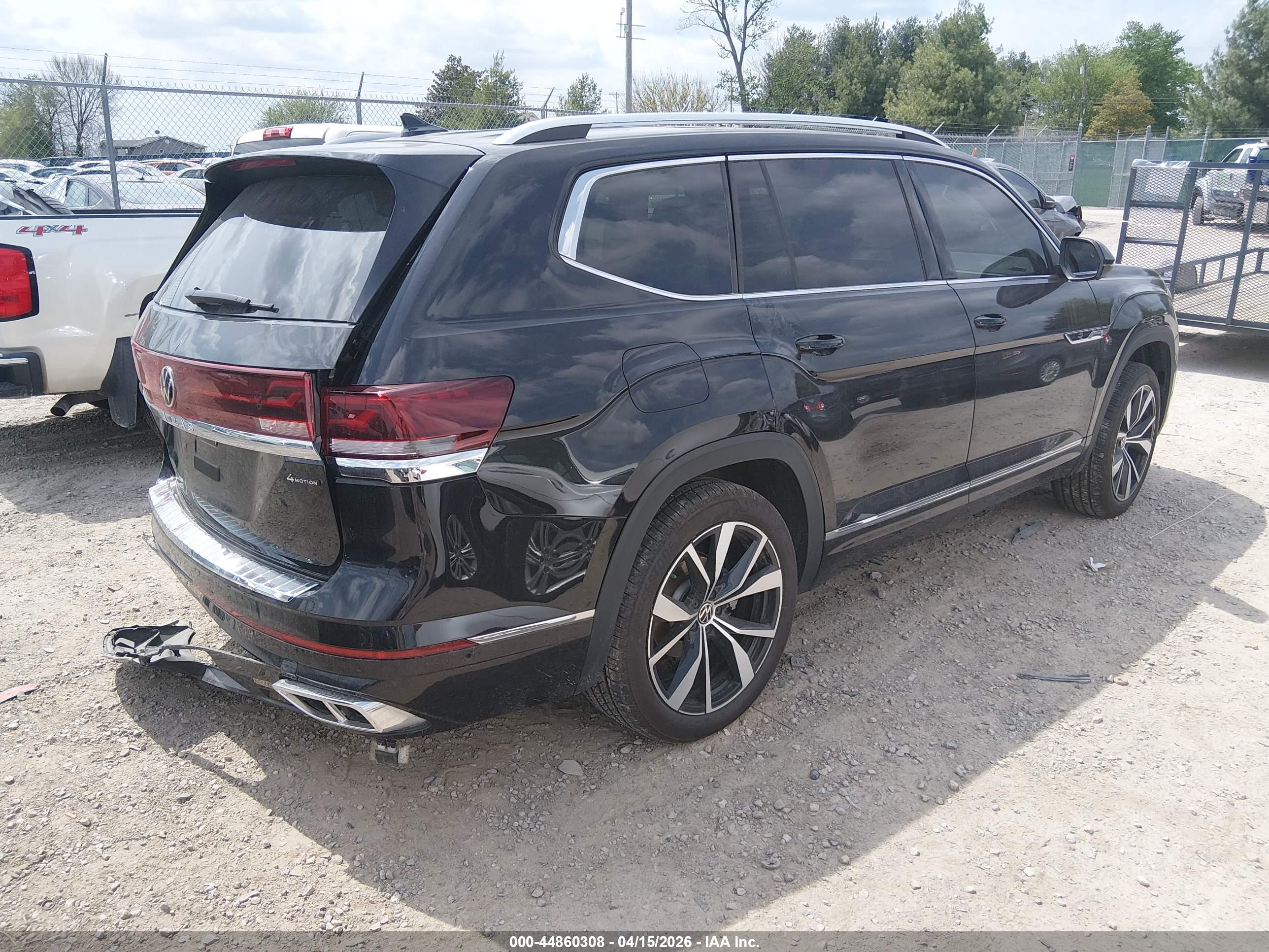 VOLKSWAGEN ATLAS image 4