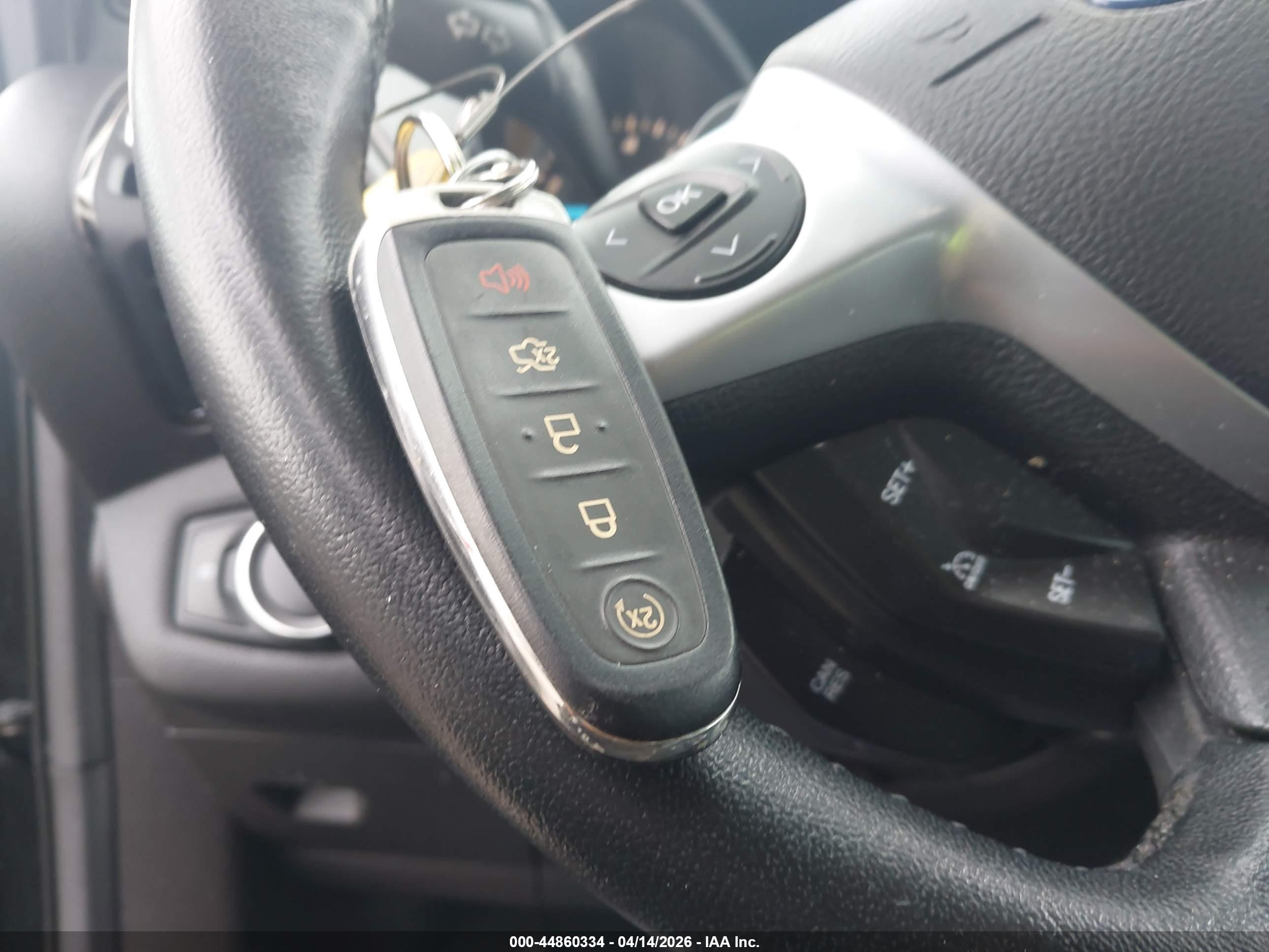 FORD ESCAPE image 11